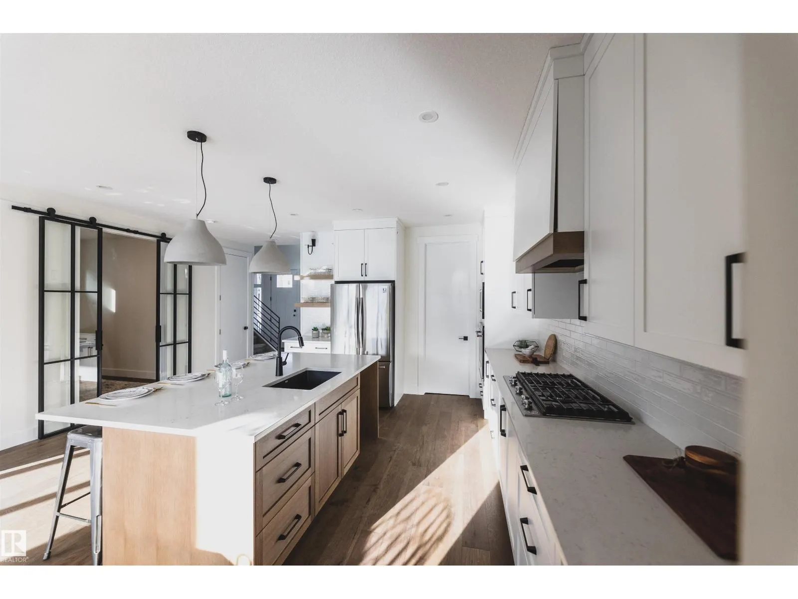 8350 120 ST NW
