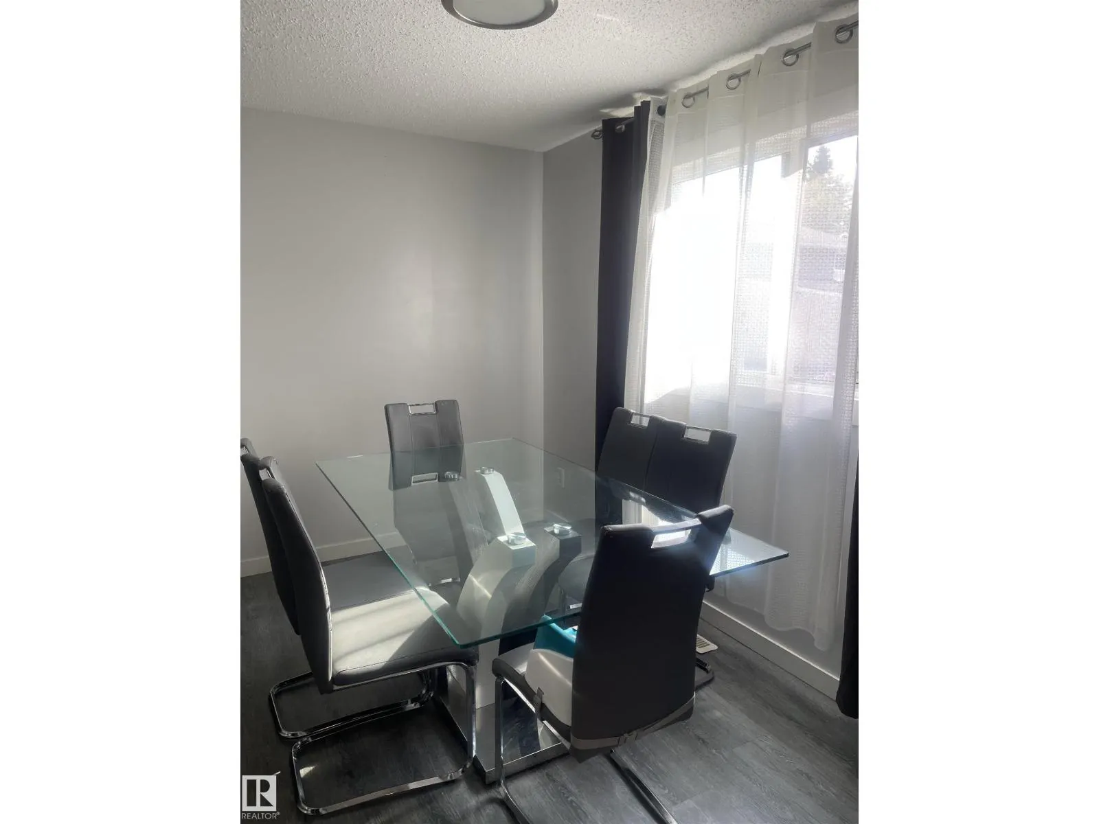 3221 132A AV NW