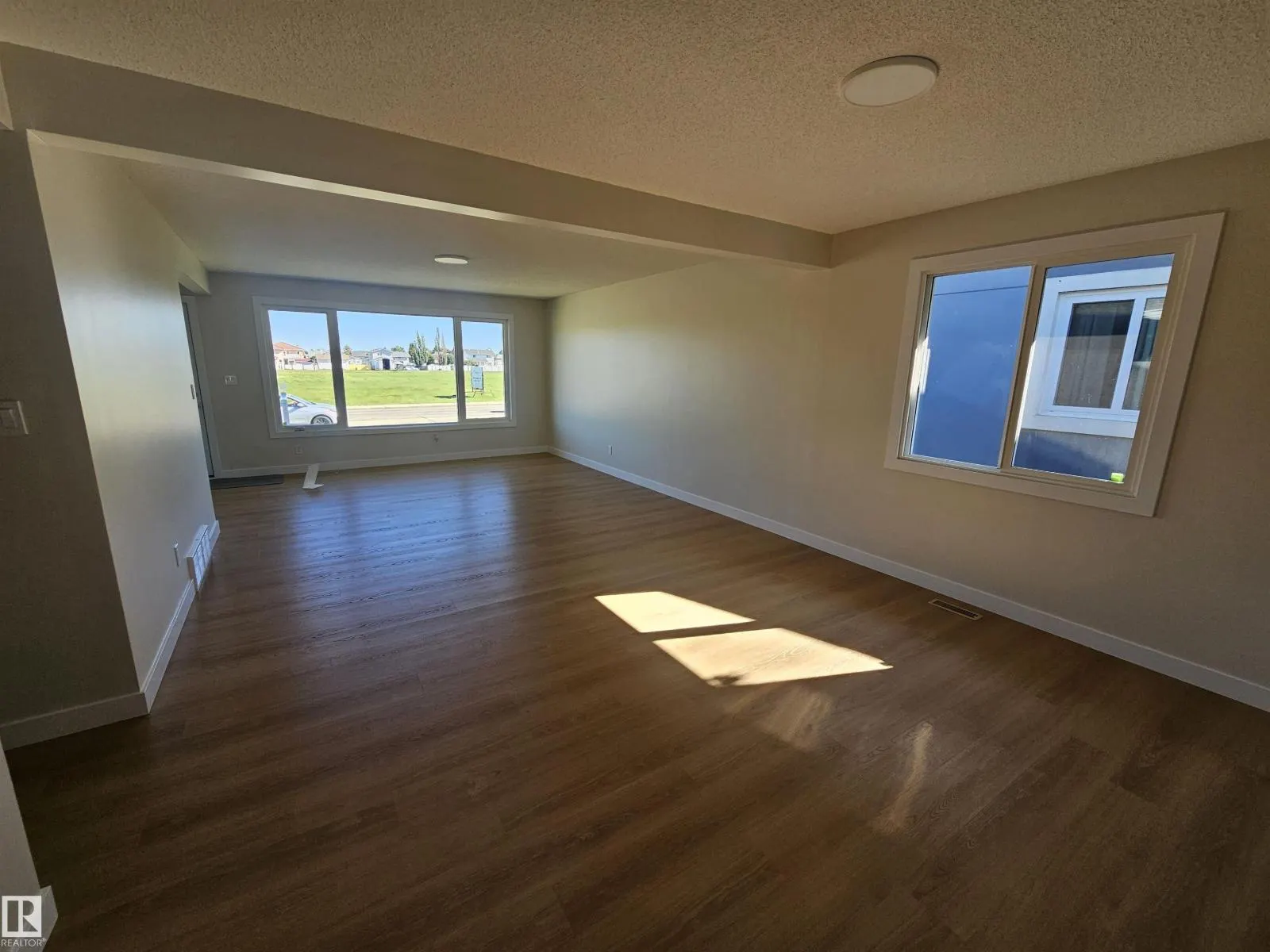 12344 50 ST NW