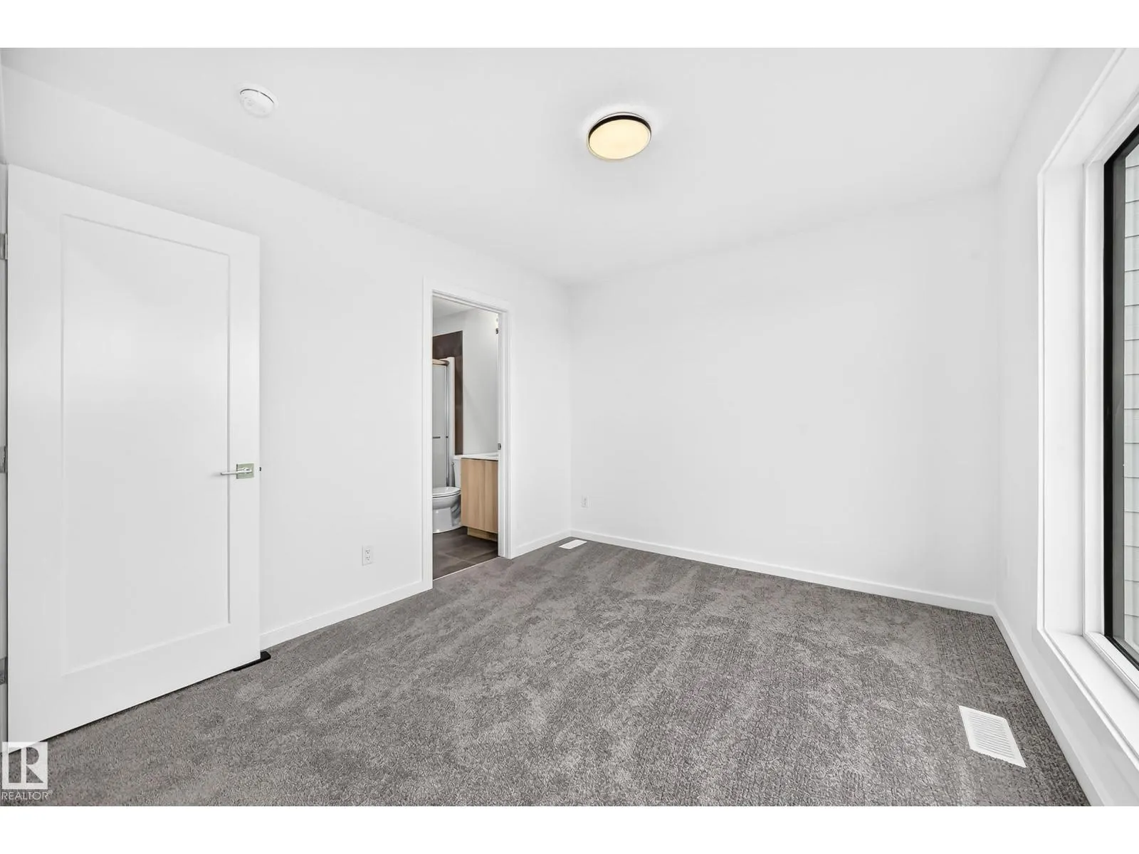 #62 5 Rondeau DR