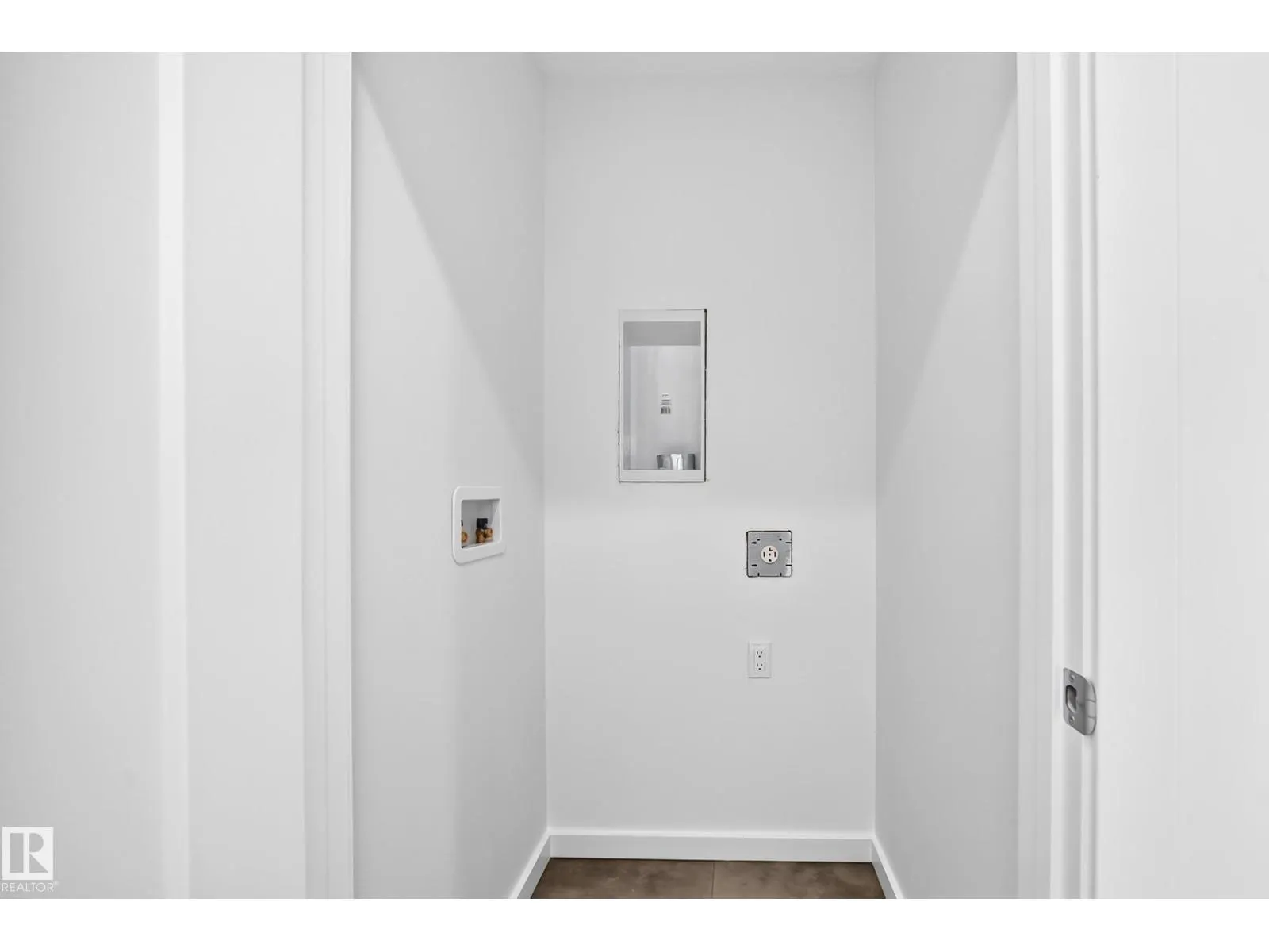 #62 5 Rondeau DR