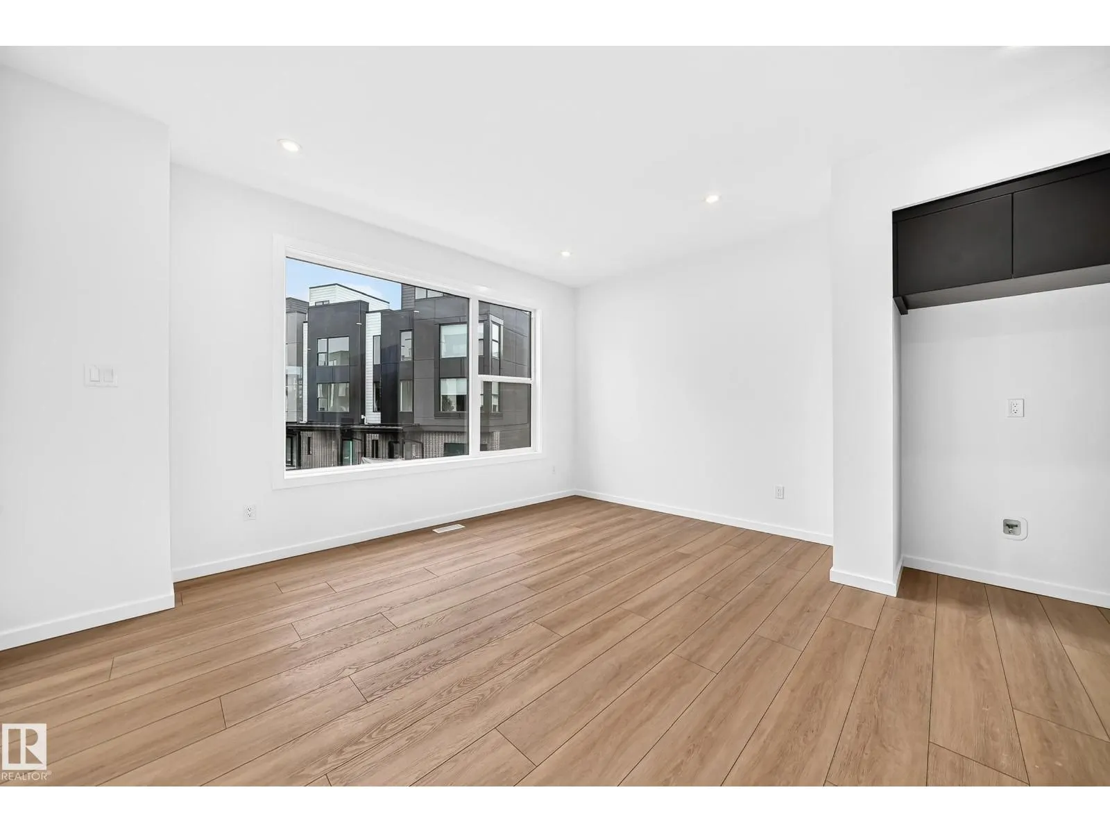 #62 5 Rondeau DR