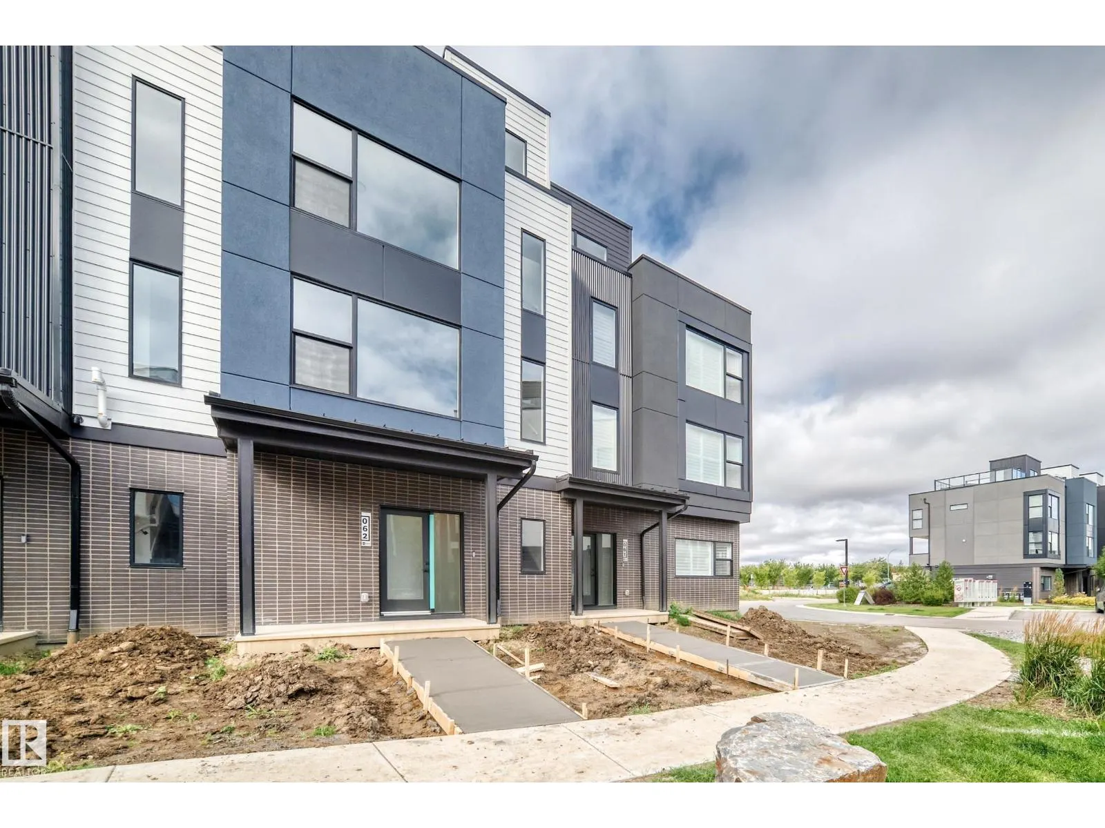 #62 5 Rondeau DR