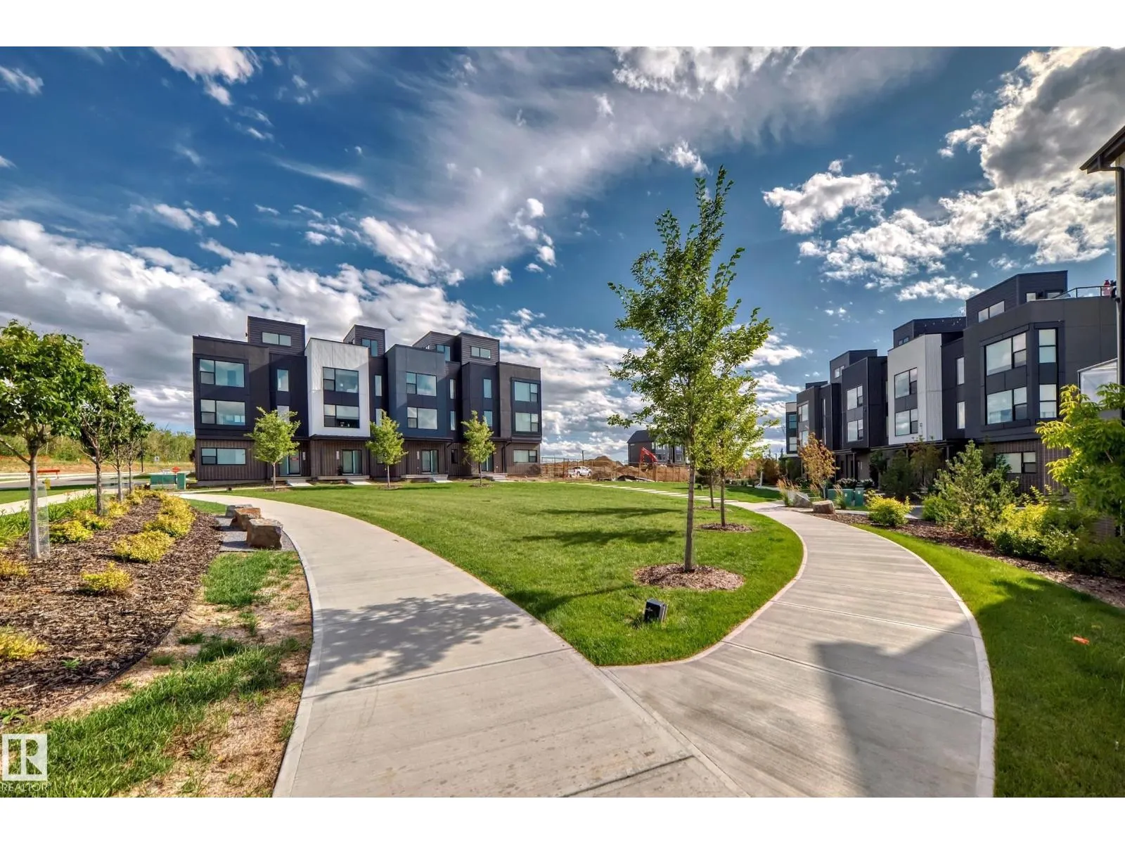 #62 5 Rondeau DR