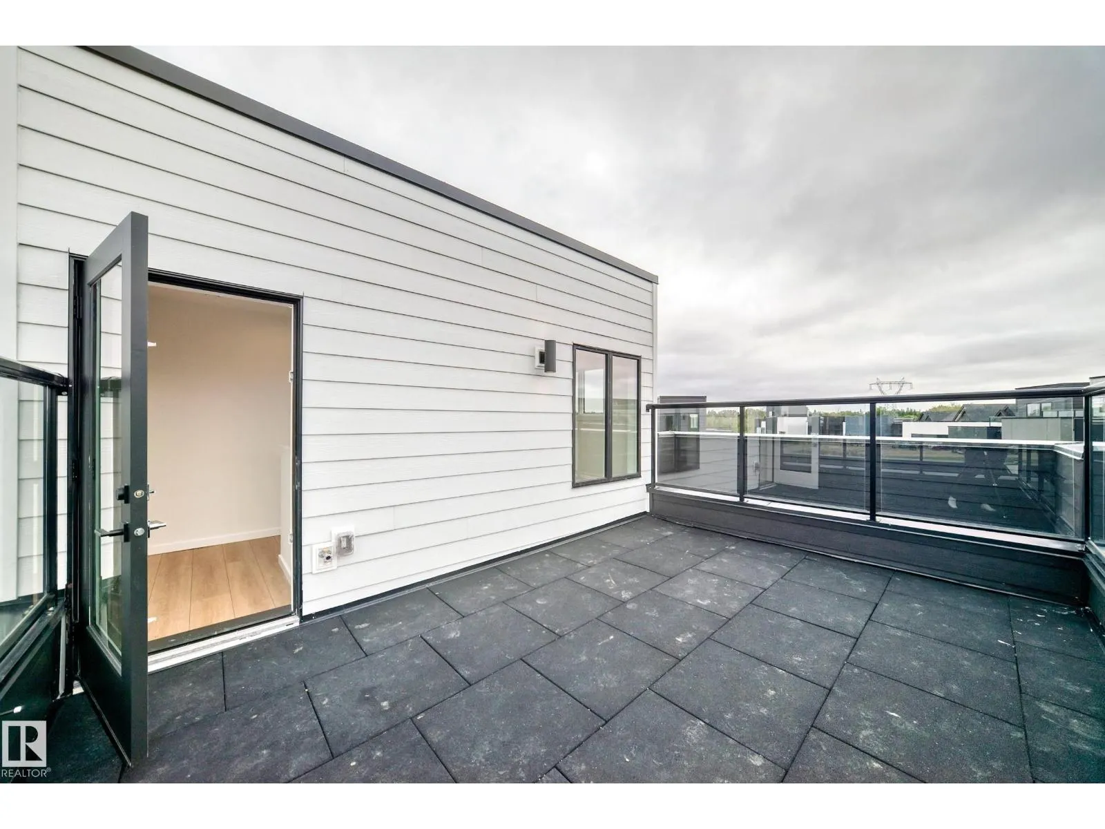 #62 5 Rondeau DR
