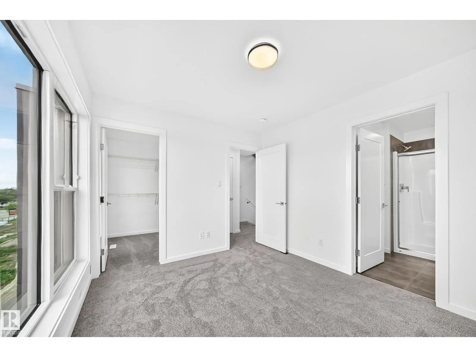 #62 5 Rondeau DR