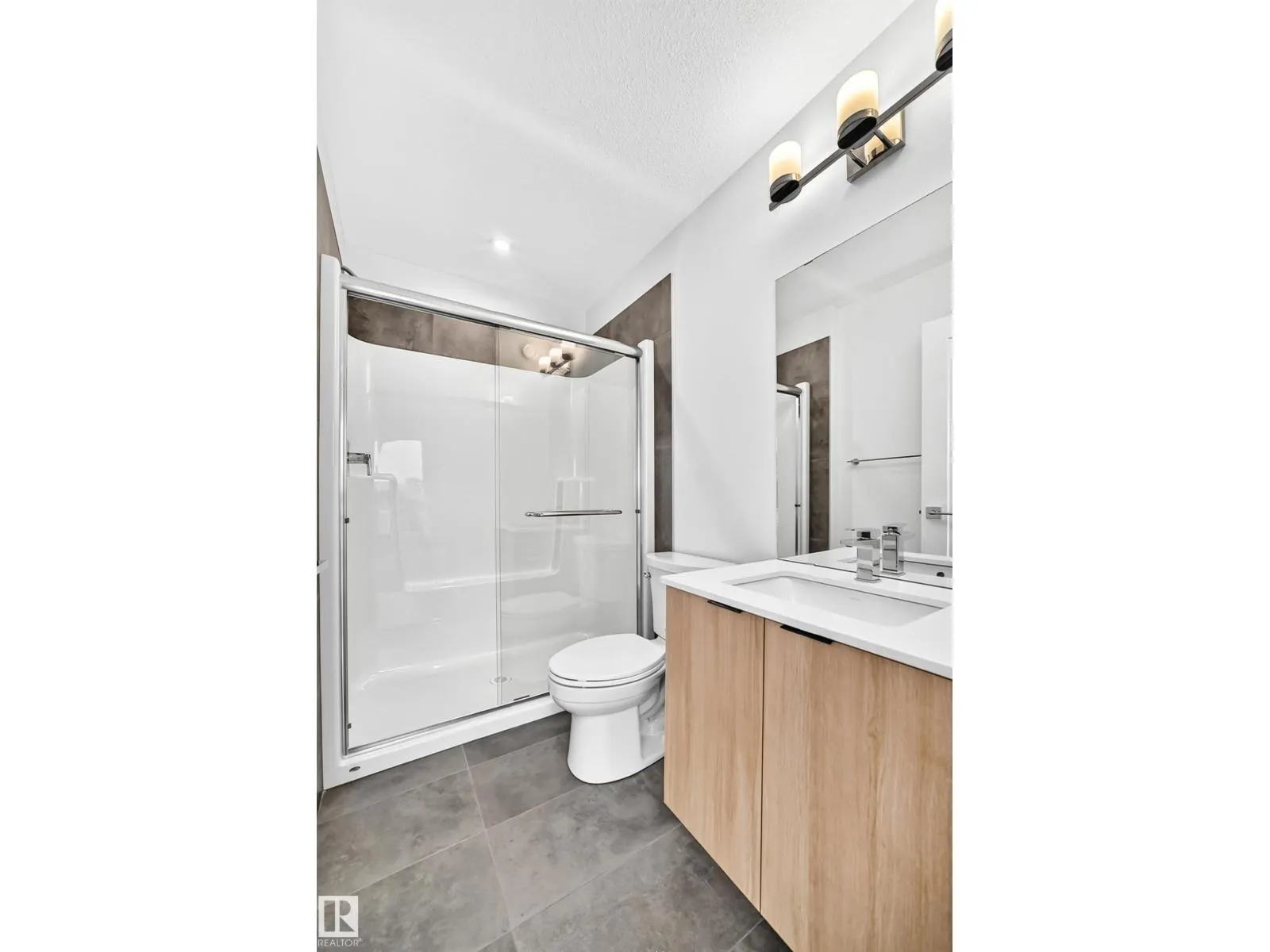 #62 5 Rondeau DR