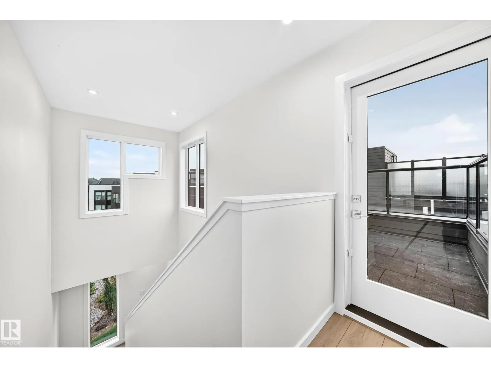 #62 5 Rondeau DR
