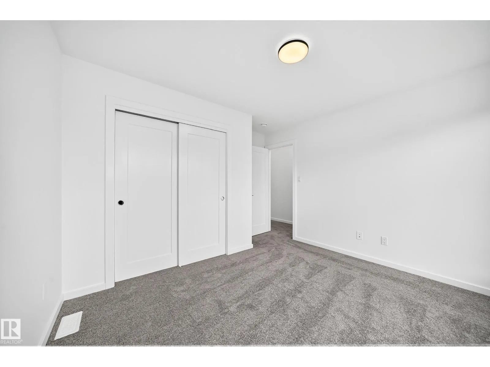 #62 5 Rondeau DR