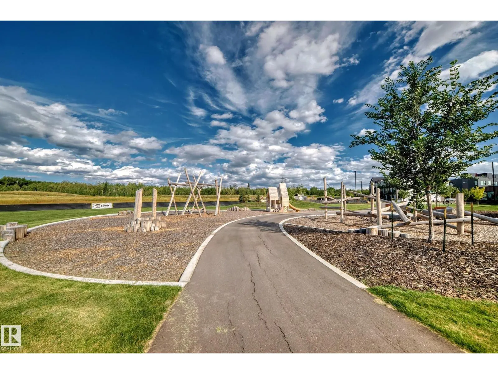 #62 5 Rondeau DR