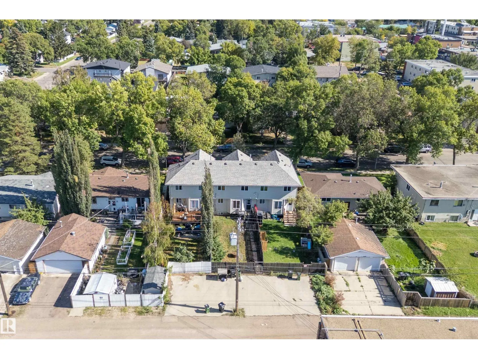 11822 47 ST NW
