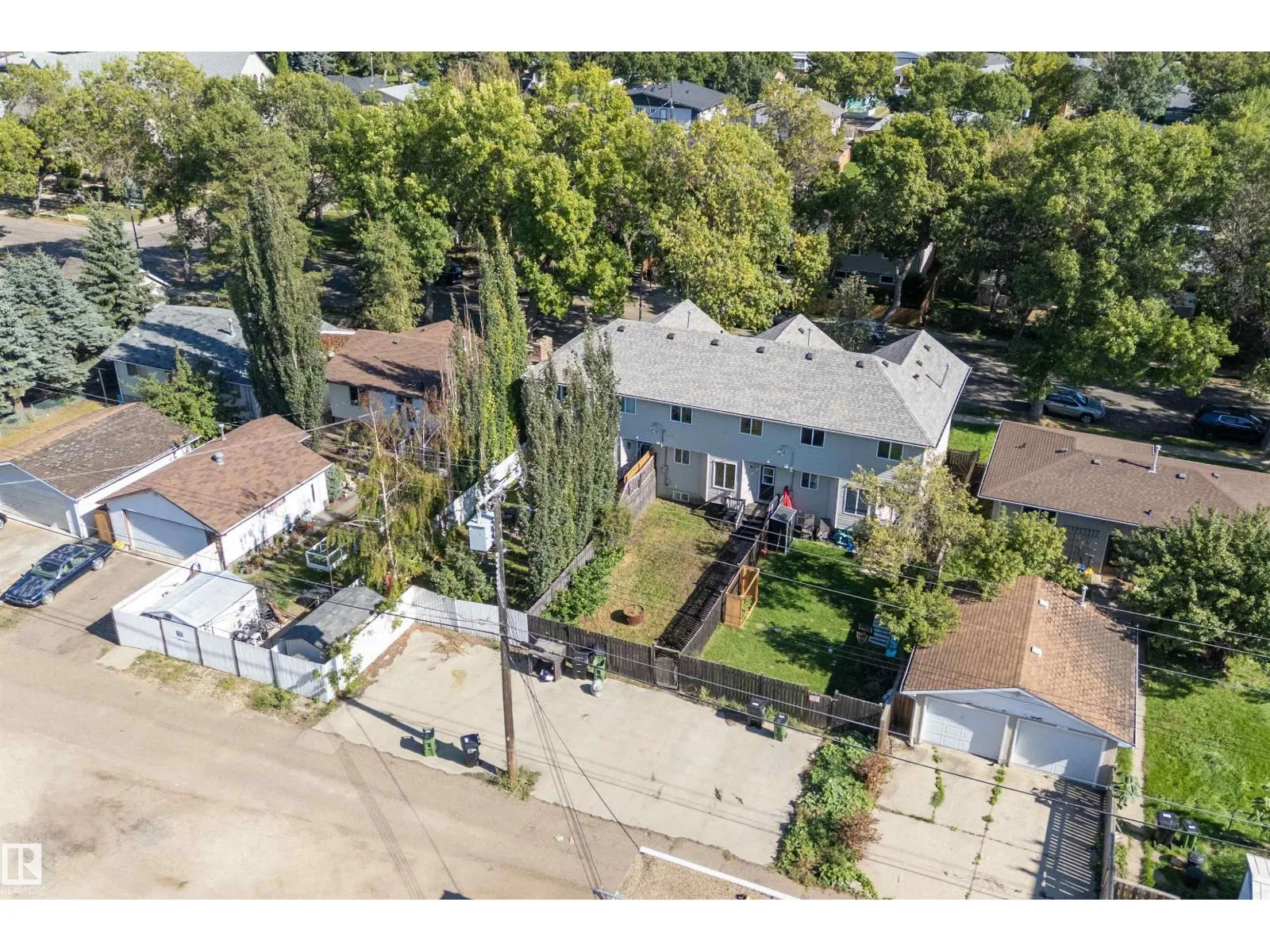 11822 47 ST NW