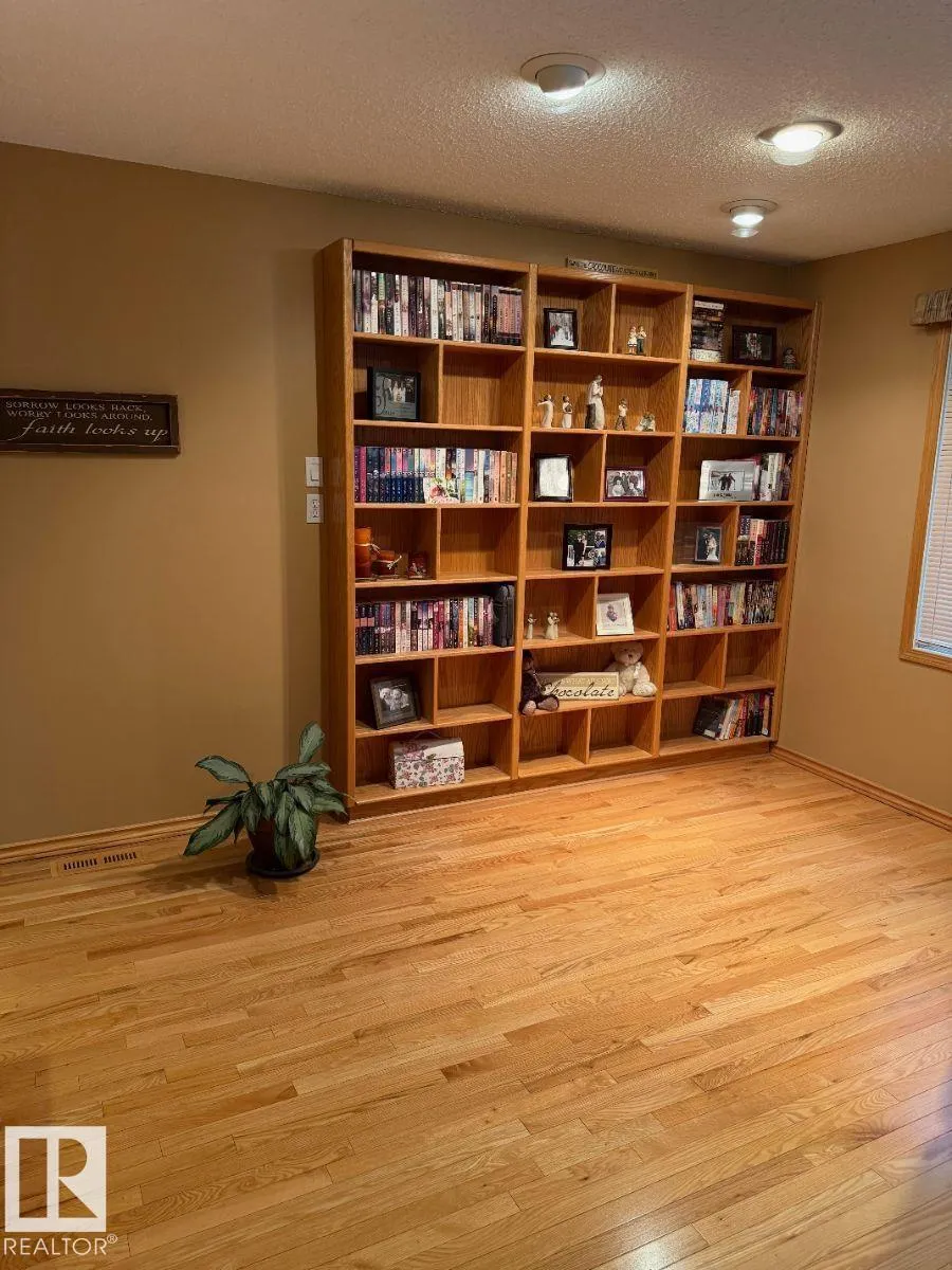 29 LINDBERGH CR