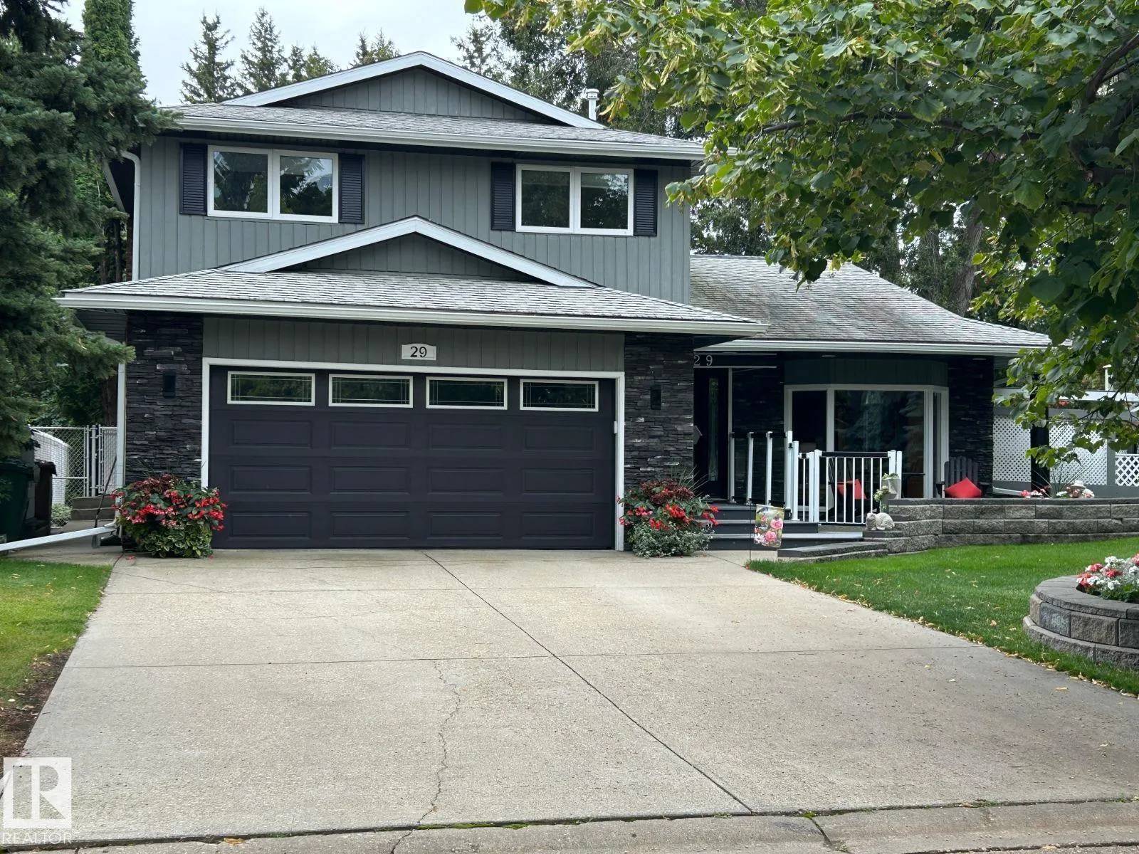 29 LINDBERGH CR