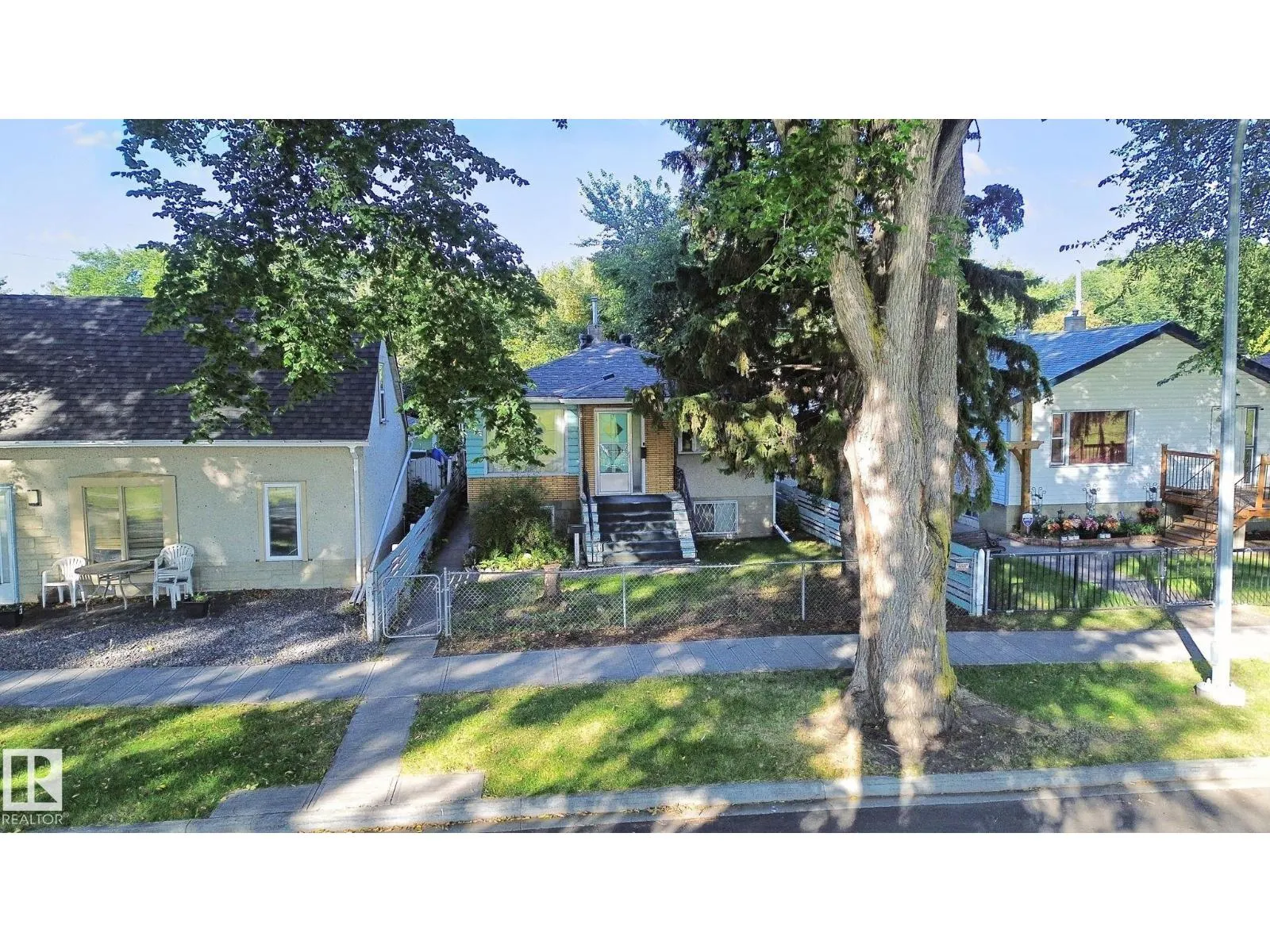 12126 57 ST NW