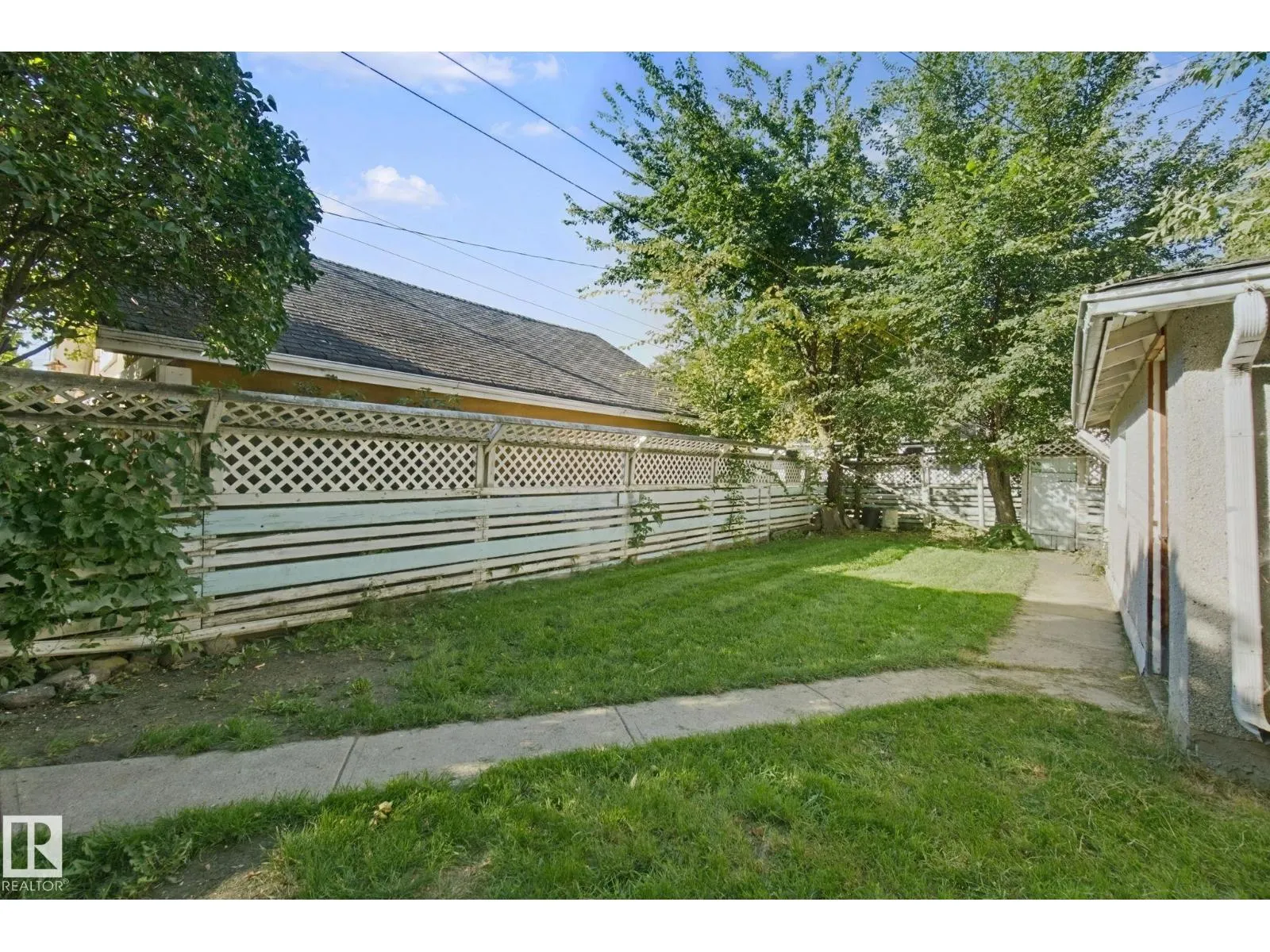 12126 57 ST NW