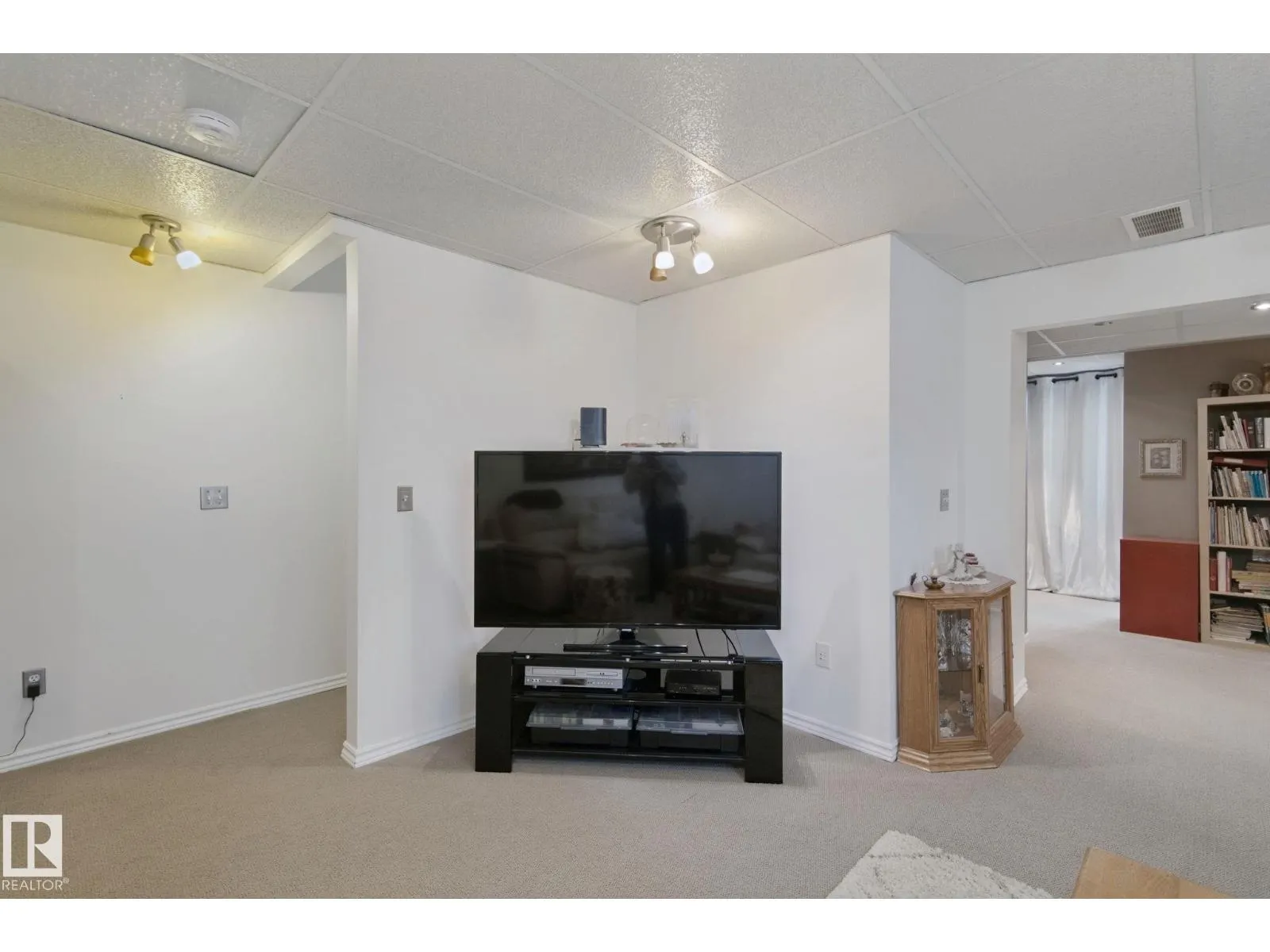 15018 135A ST NW