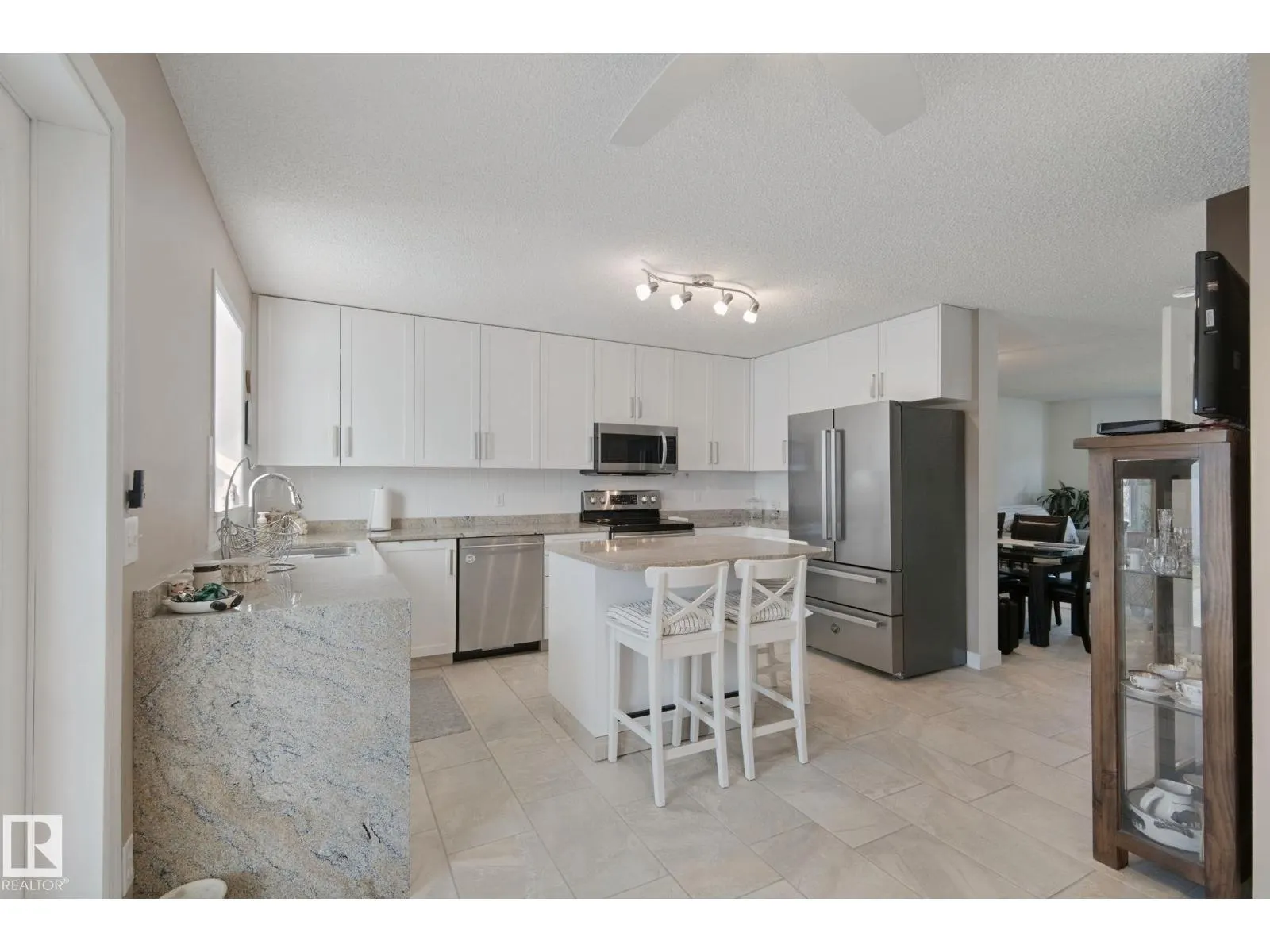 15018 135A ST NW