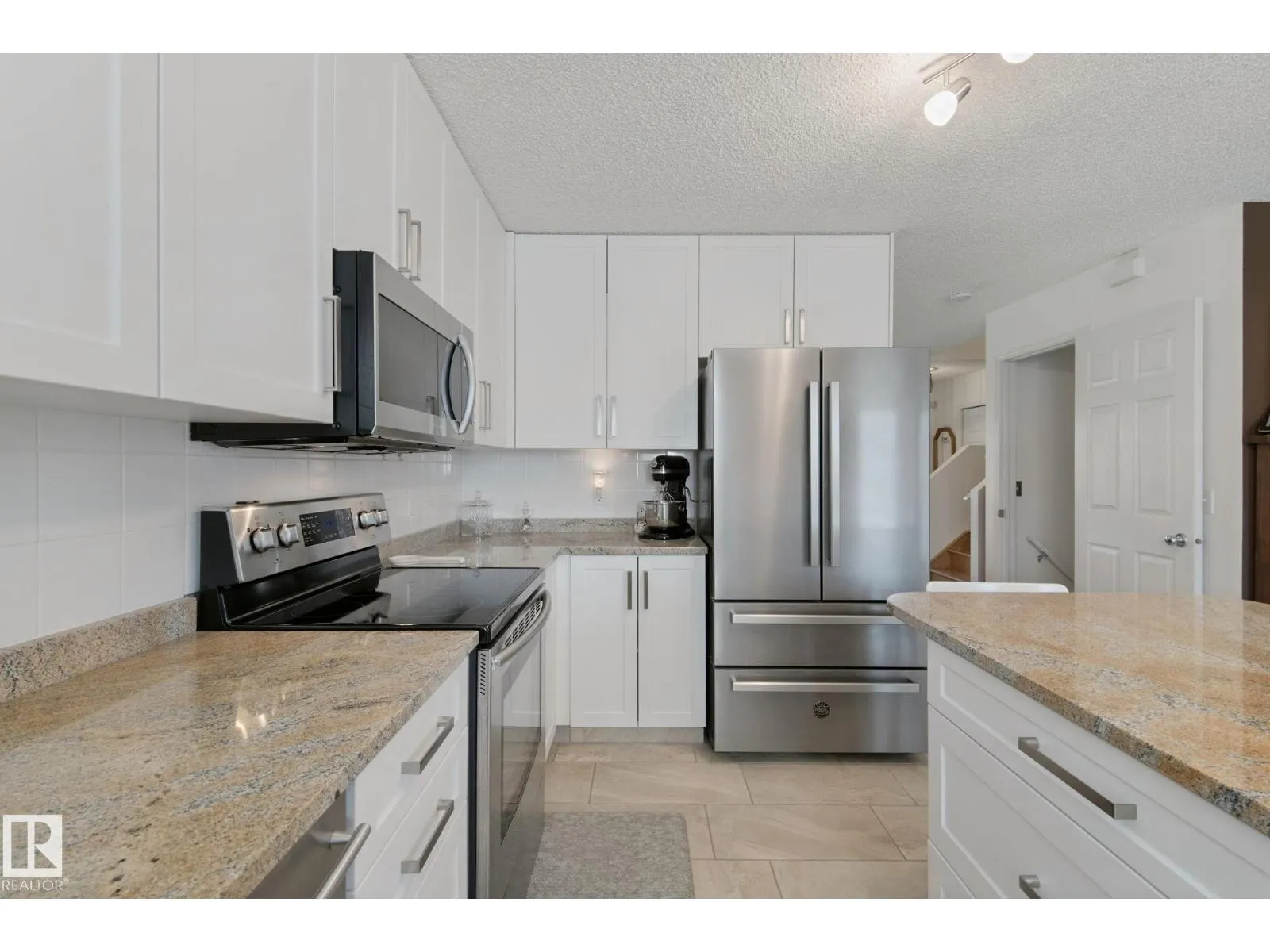 15018 135A ST NW