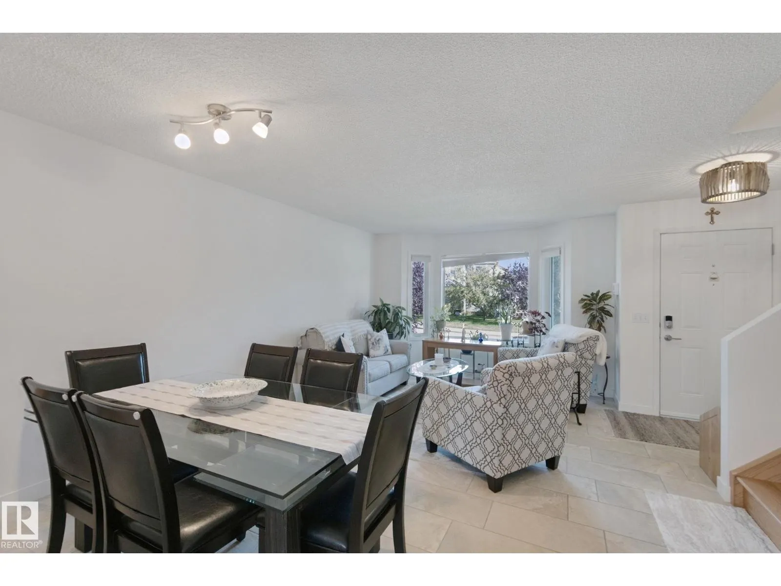 15018 135A ST NW