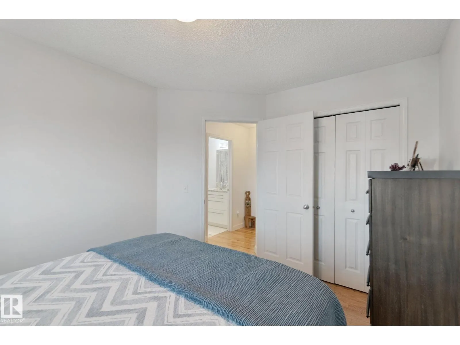 15018 135A ST NW