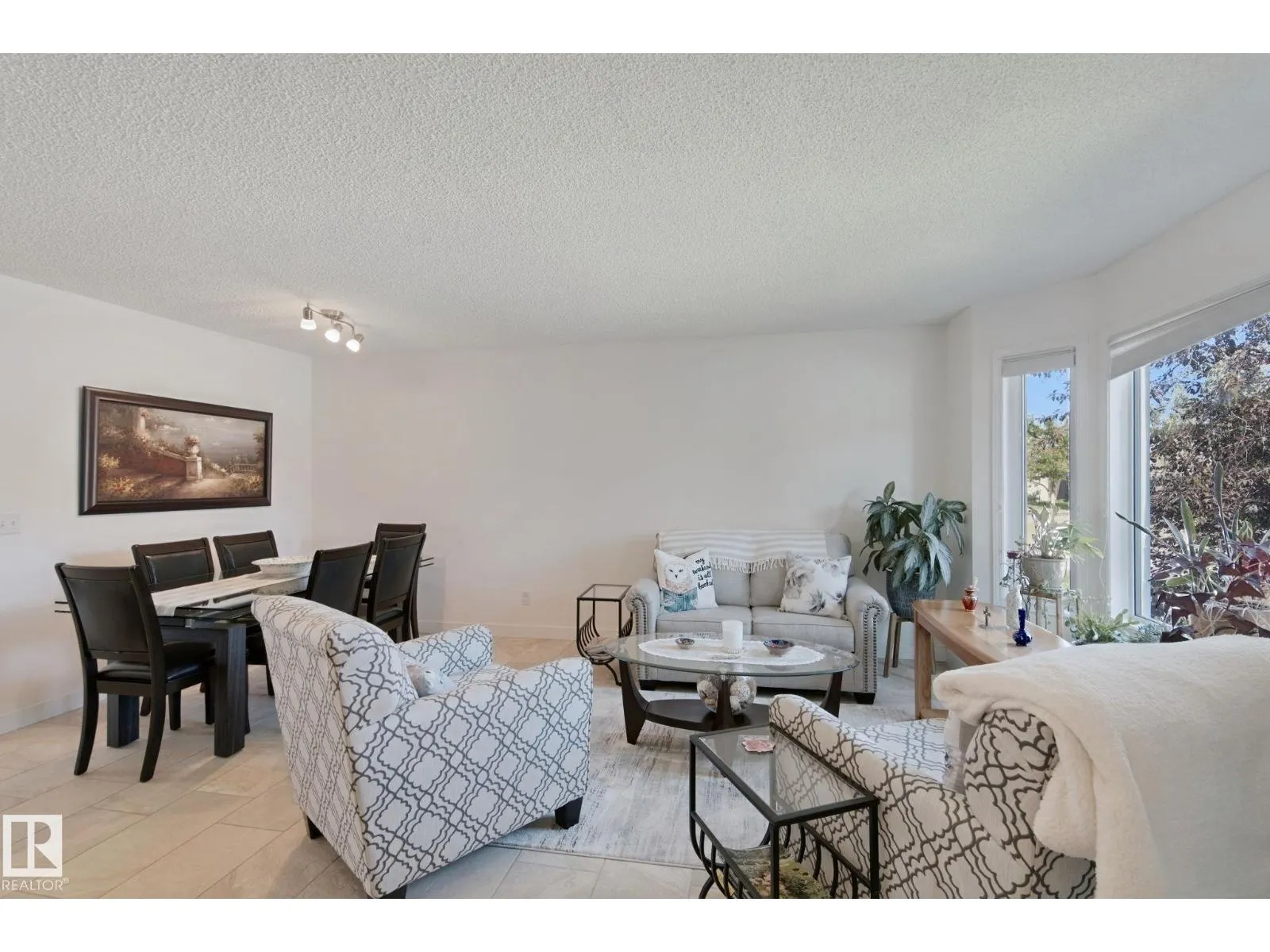 15018 135A ST NW