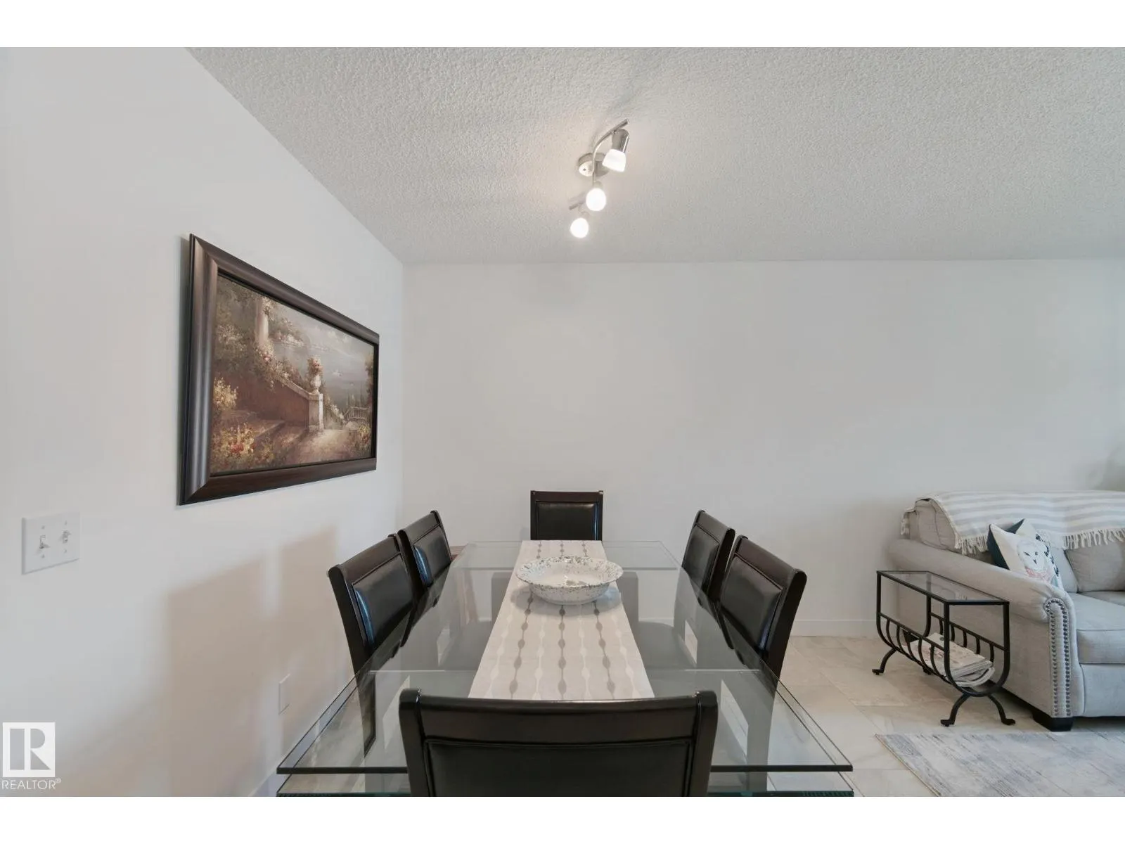 15018 135A ST NW
