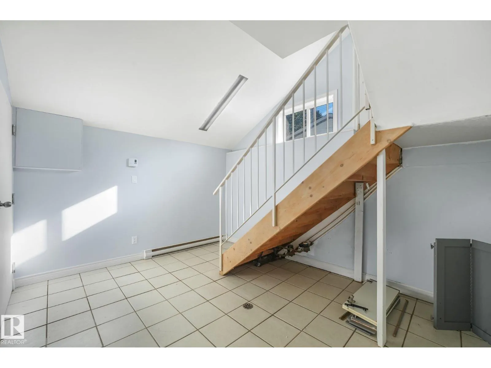11841 71 ST NW