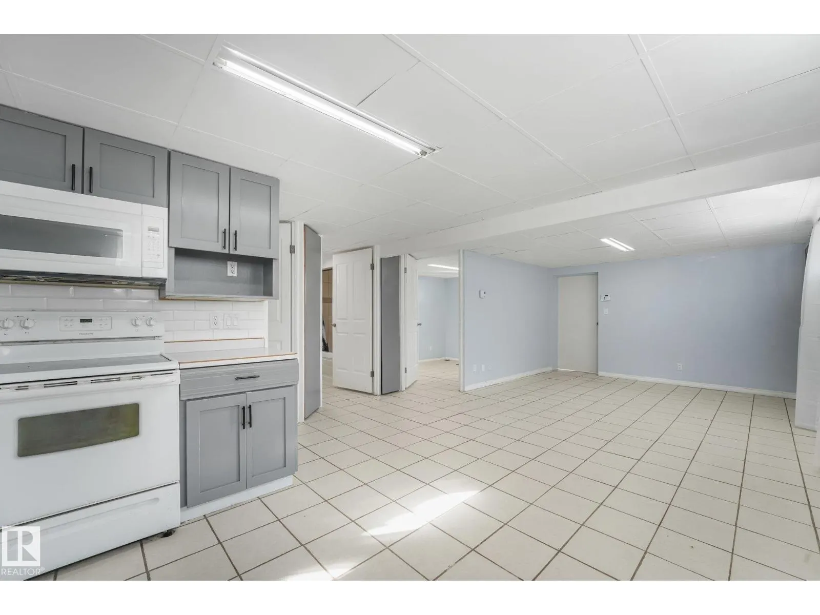 11841 71 ST NW
