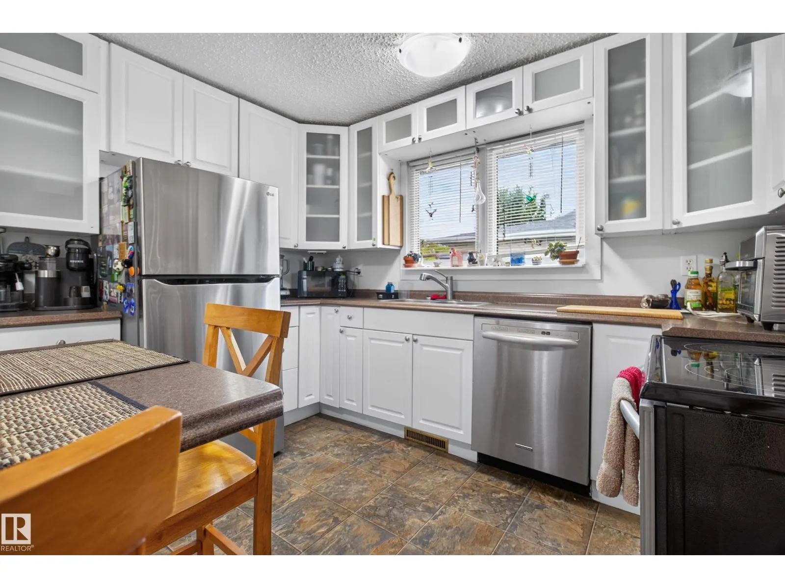 13214 38 ST NW