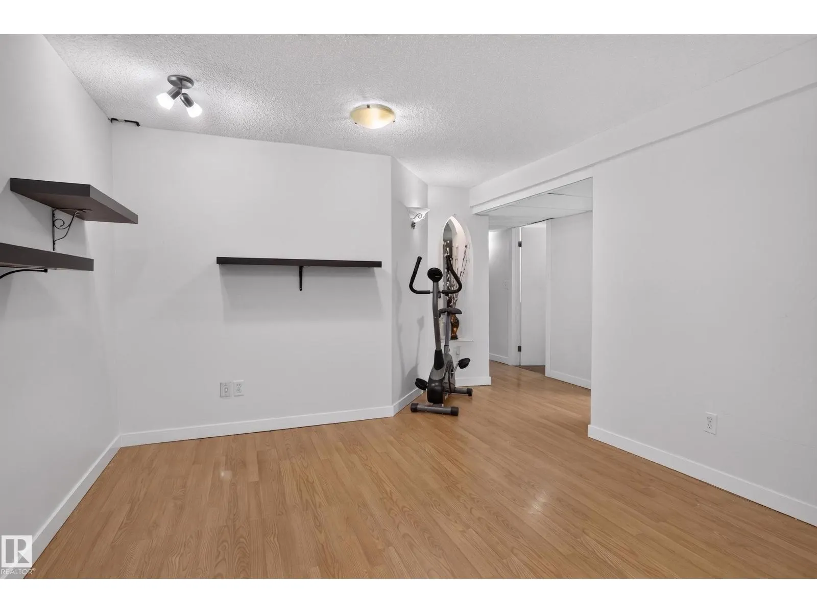 13214 38 ST NW