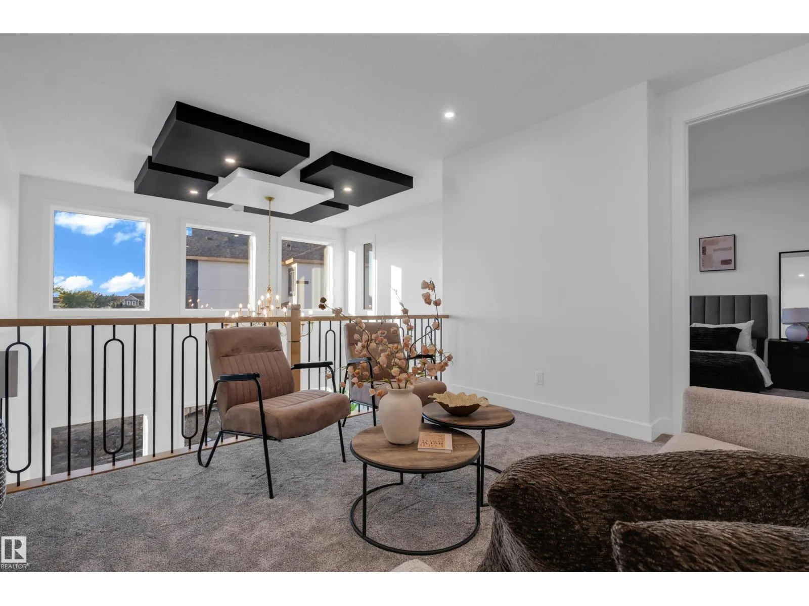 18 Sorel AV