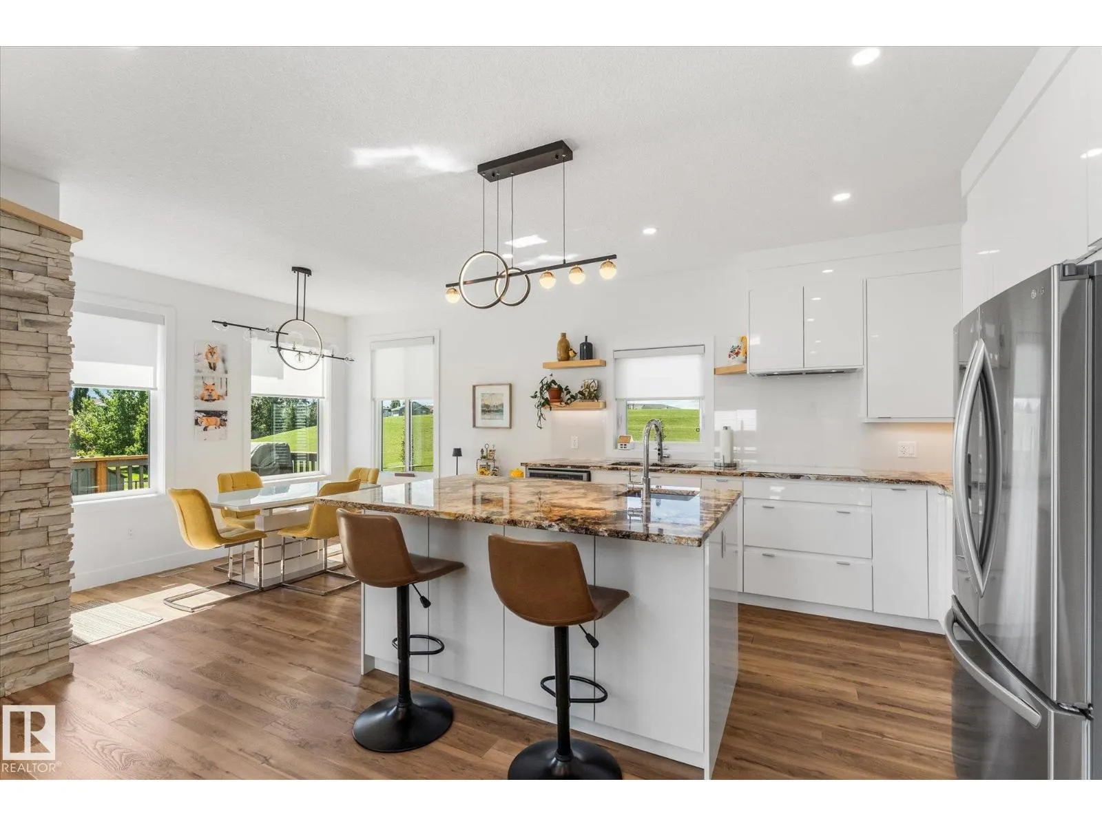283 Silverstone CR