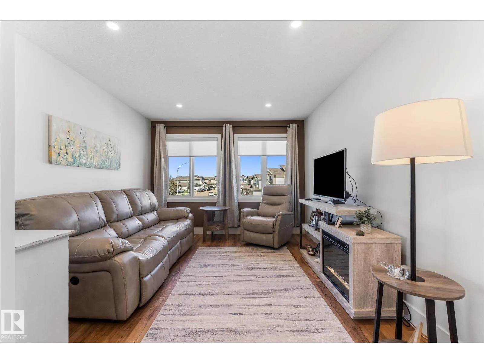 283 Silverstone CR