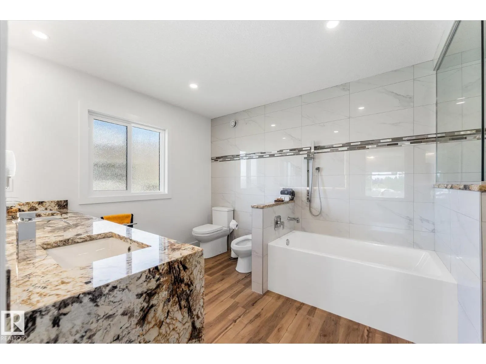 283 Silverstone CR