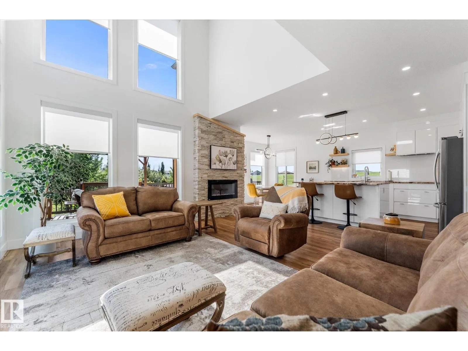 283 Silverstone CR