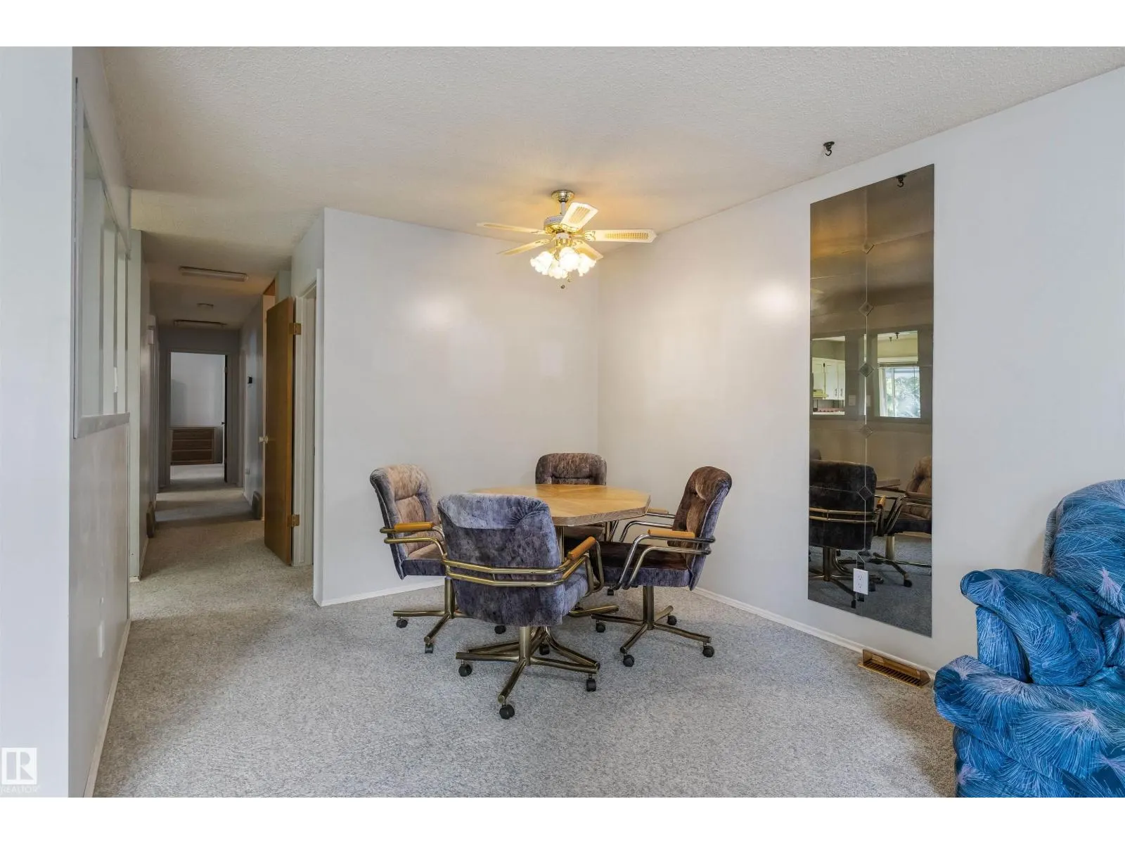 31 GREENFIELD ES