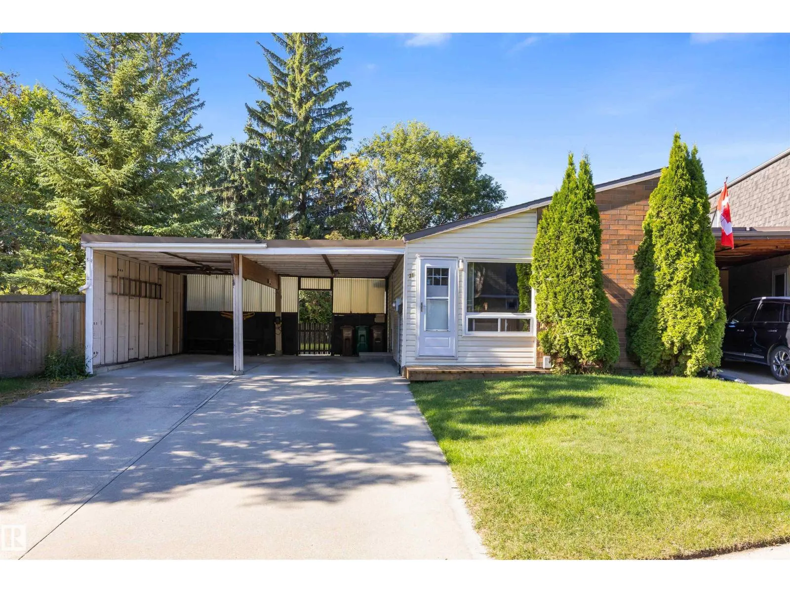 31 GREENFIELD ES