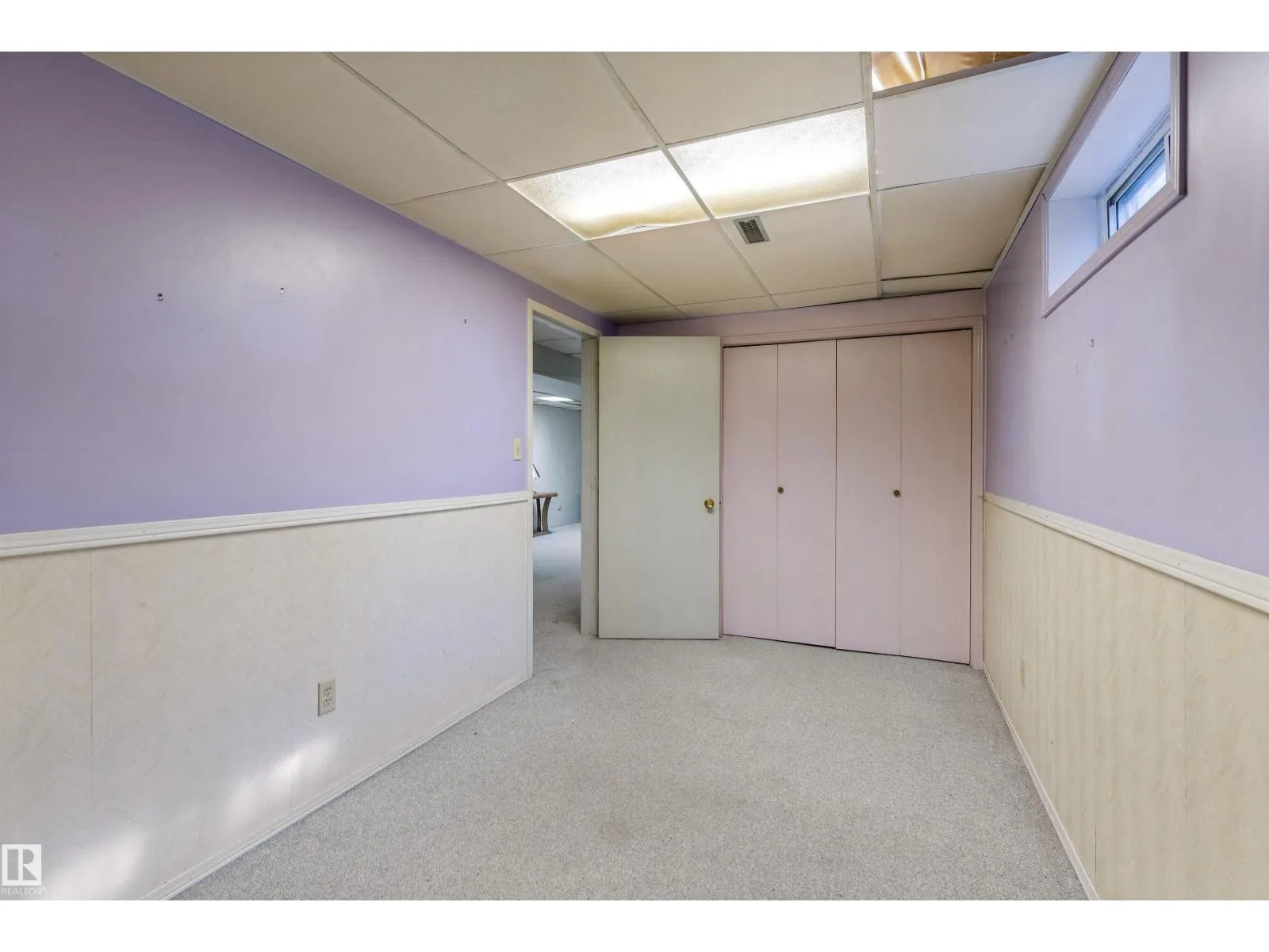 31 GREENFIELD ES