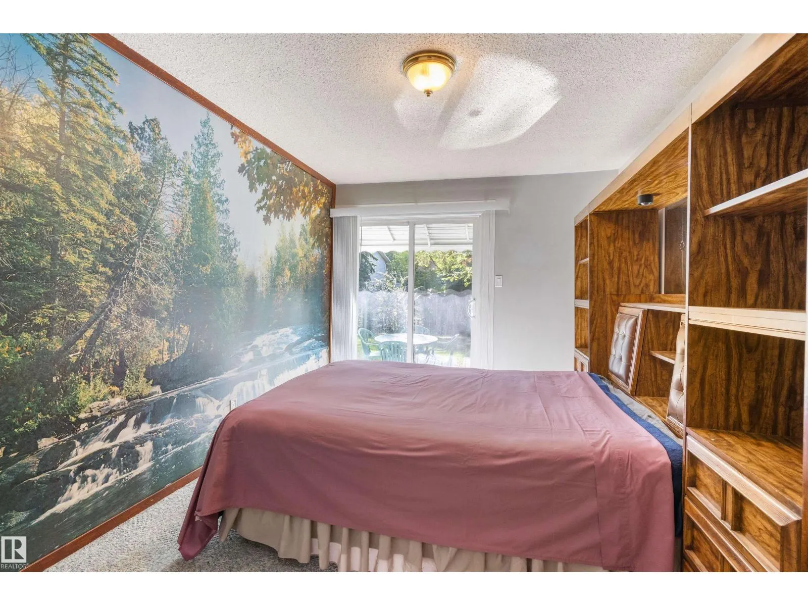 31 GREENFIELD ES