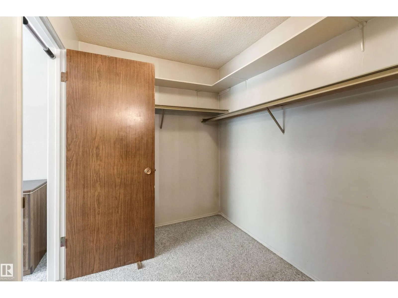 31 GREENFIELD ES