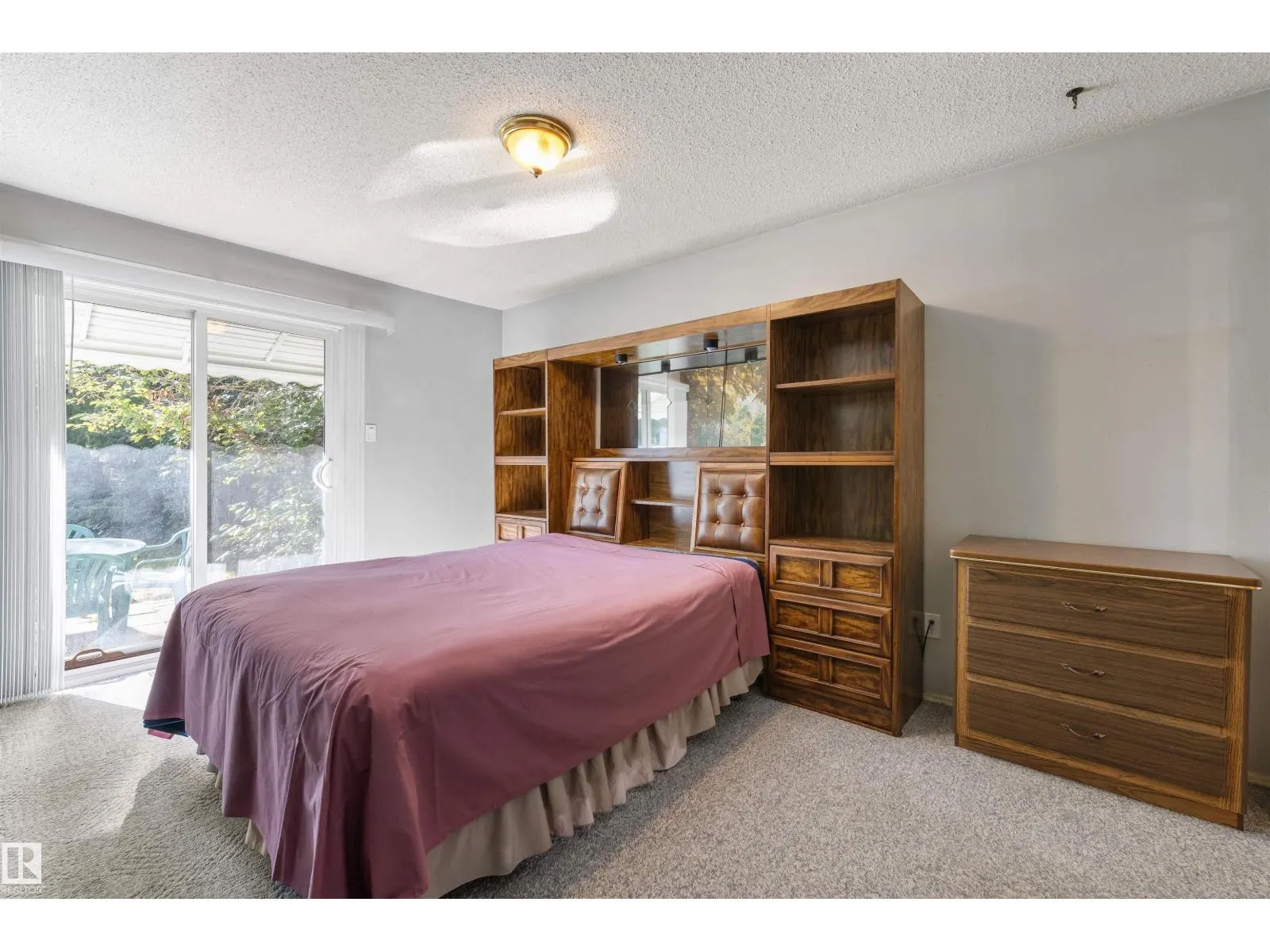 31 GREENFIELD ES