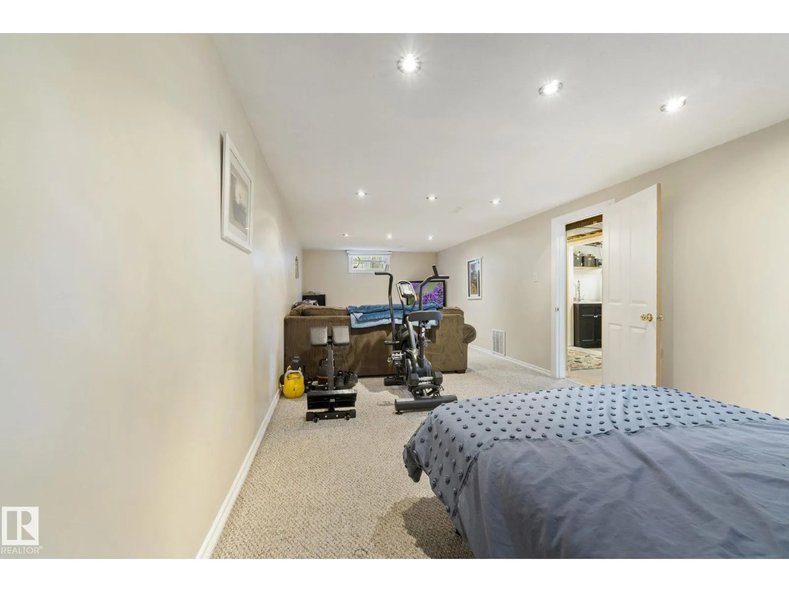 11331 60 ST NW