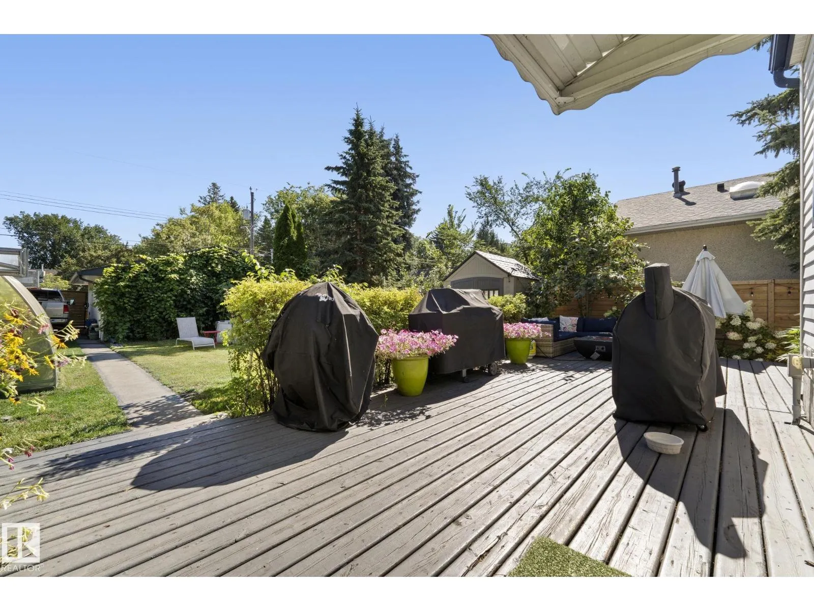 11331 60 ST NW