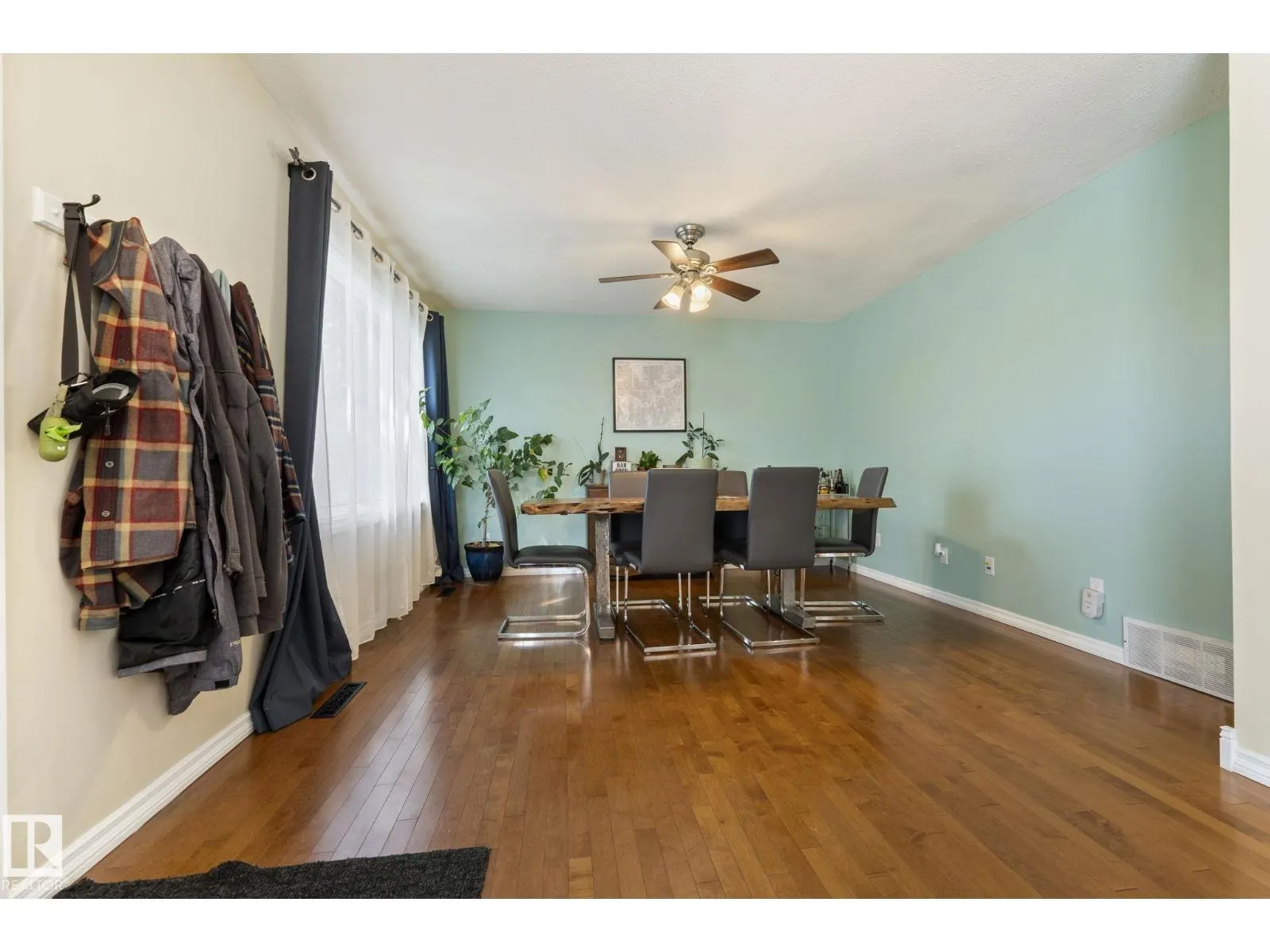 11331 60 ST NW