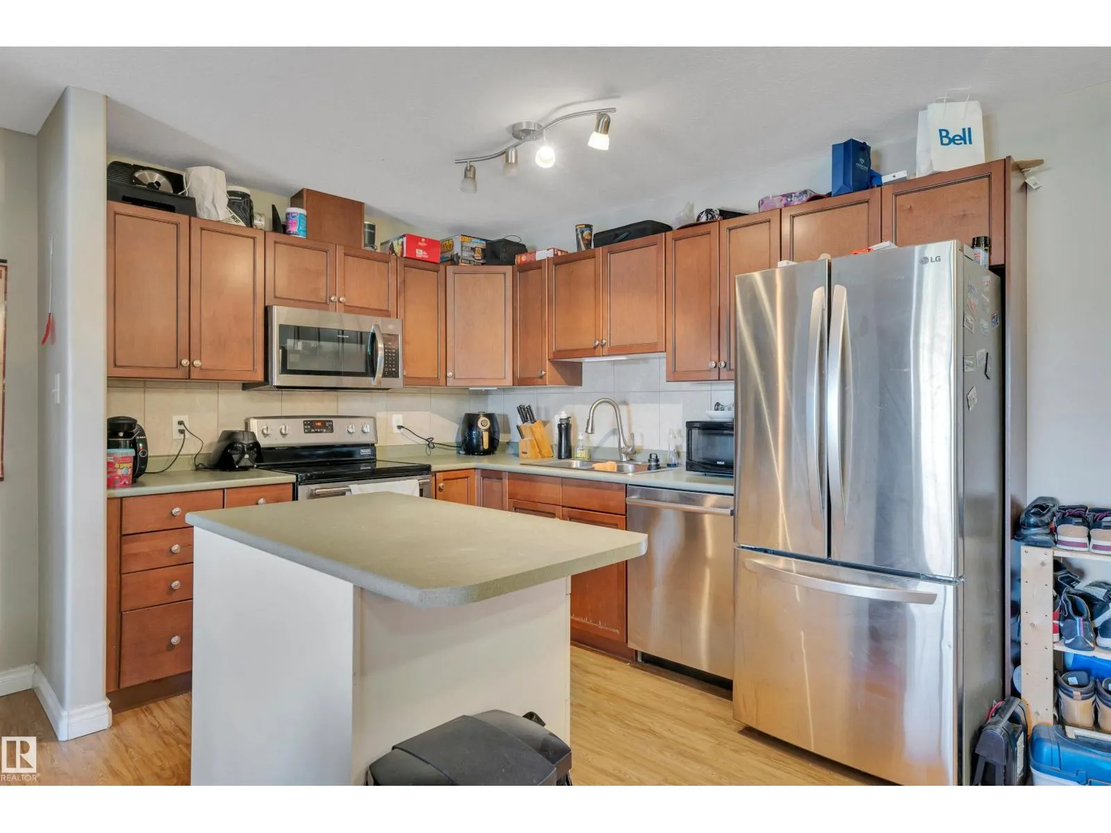 #130 50 WOODSMERE CL