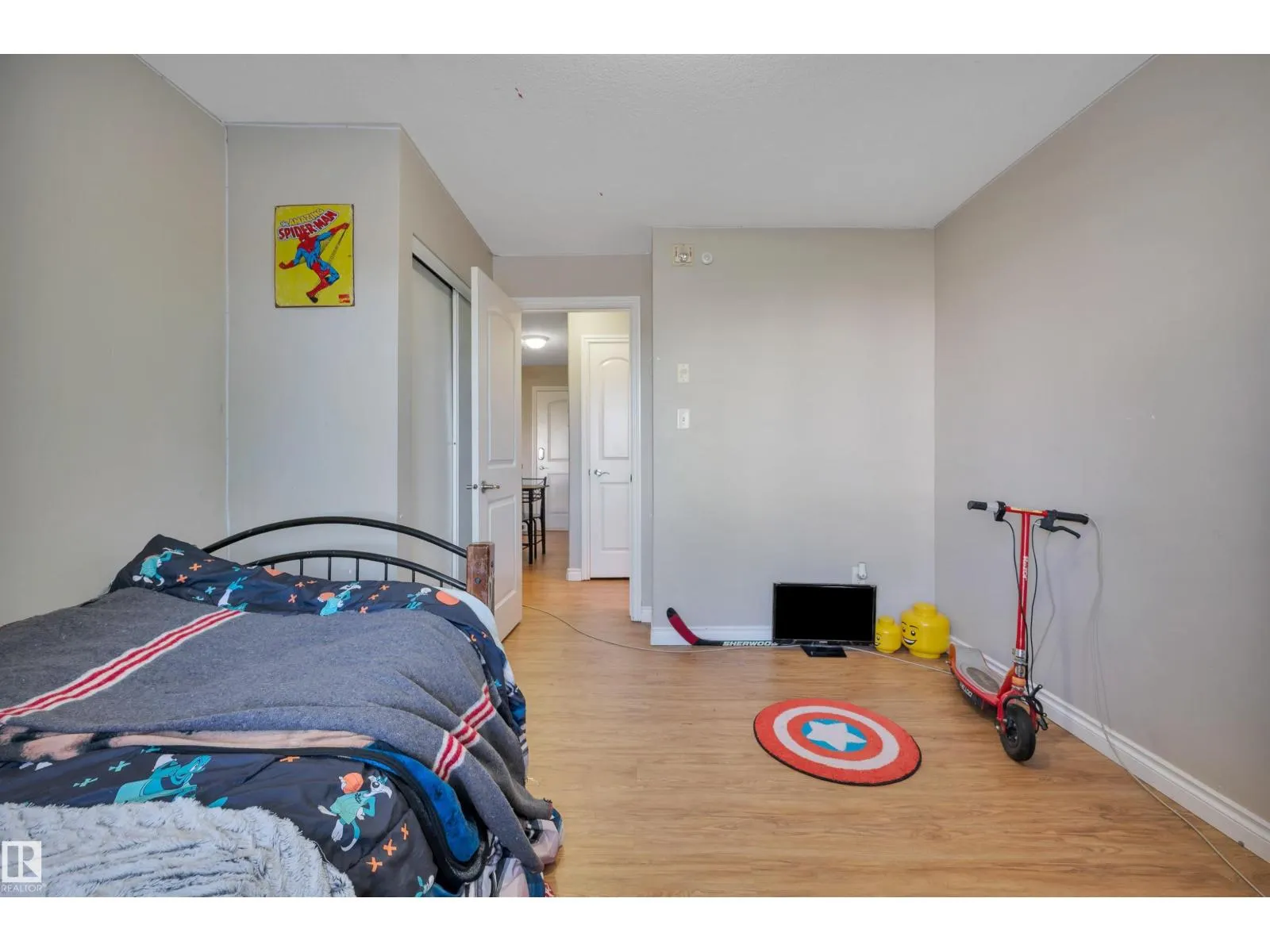 #130 50 WOODSMERE CL