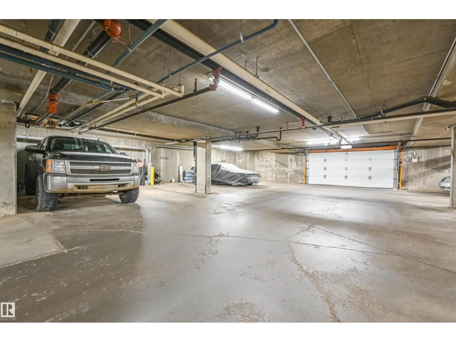 #130 50 WOODSMERE CL