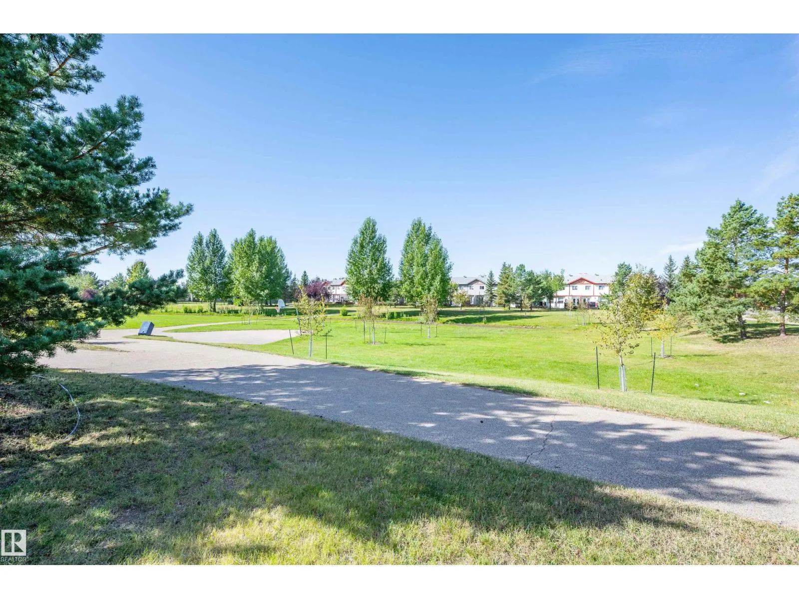 #130 50 WOODSMERE CL