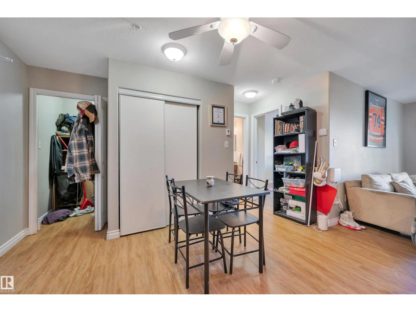 #130 50 WOODSMERE CL